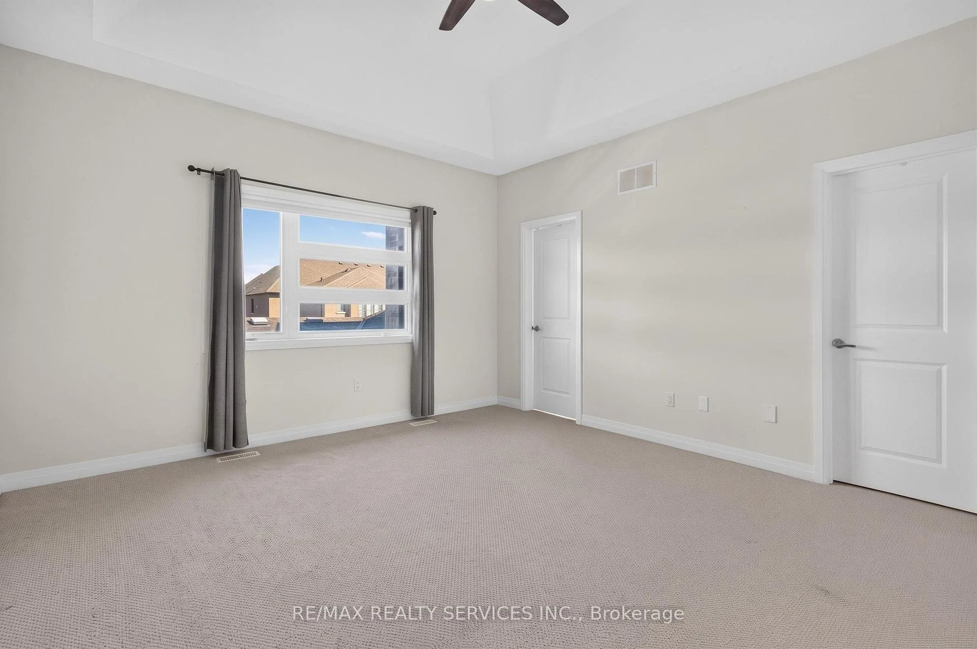 Photo 55 of 225 Coronation Road, Whitby, Rural Whitby — HOMEH