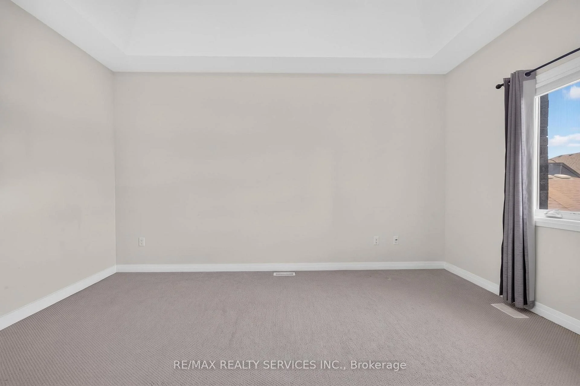 Photo 56 of 225 Coronation Road, Whitby, Rural Whitby — HOMEH
