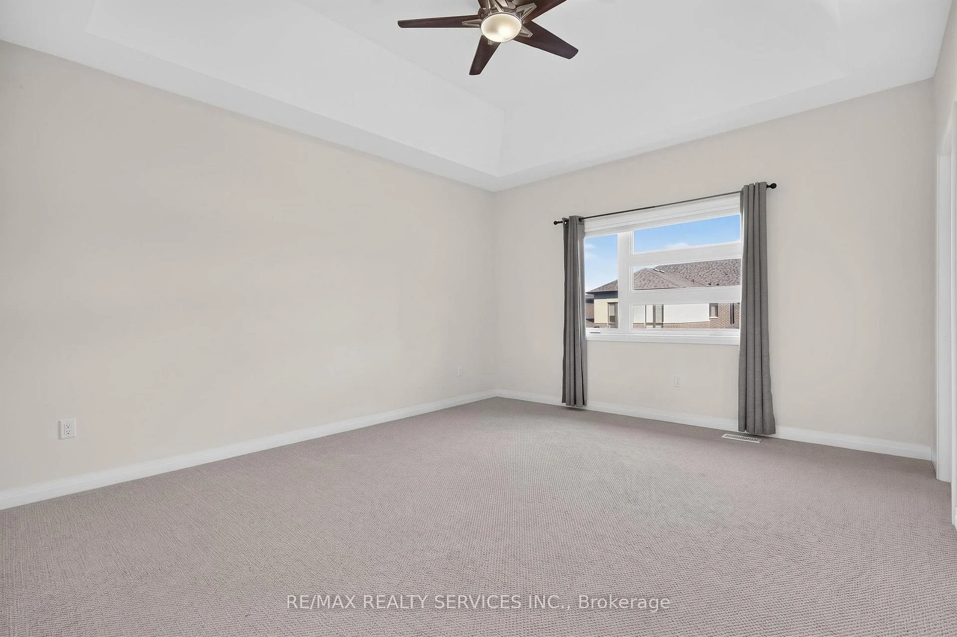 Photo 60 of 225 Coronation Road, Whitby, Rural Whitby — HOMEH