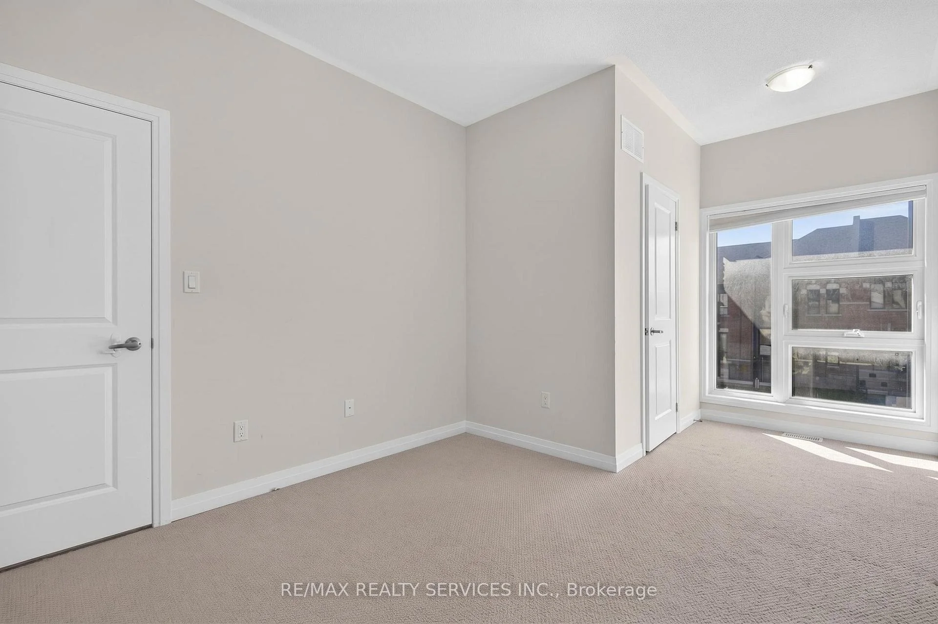 Photo 74 of 225 Coronation Road, Whitby, Rural Whitby — HOMEH