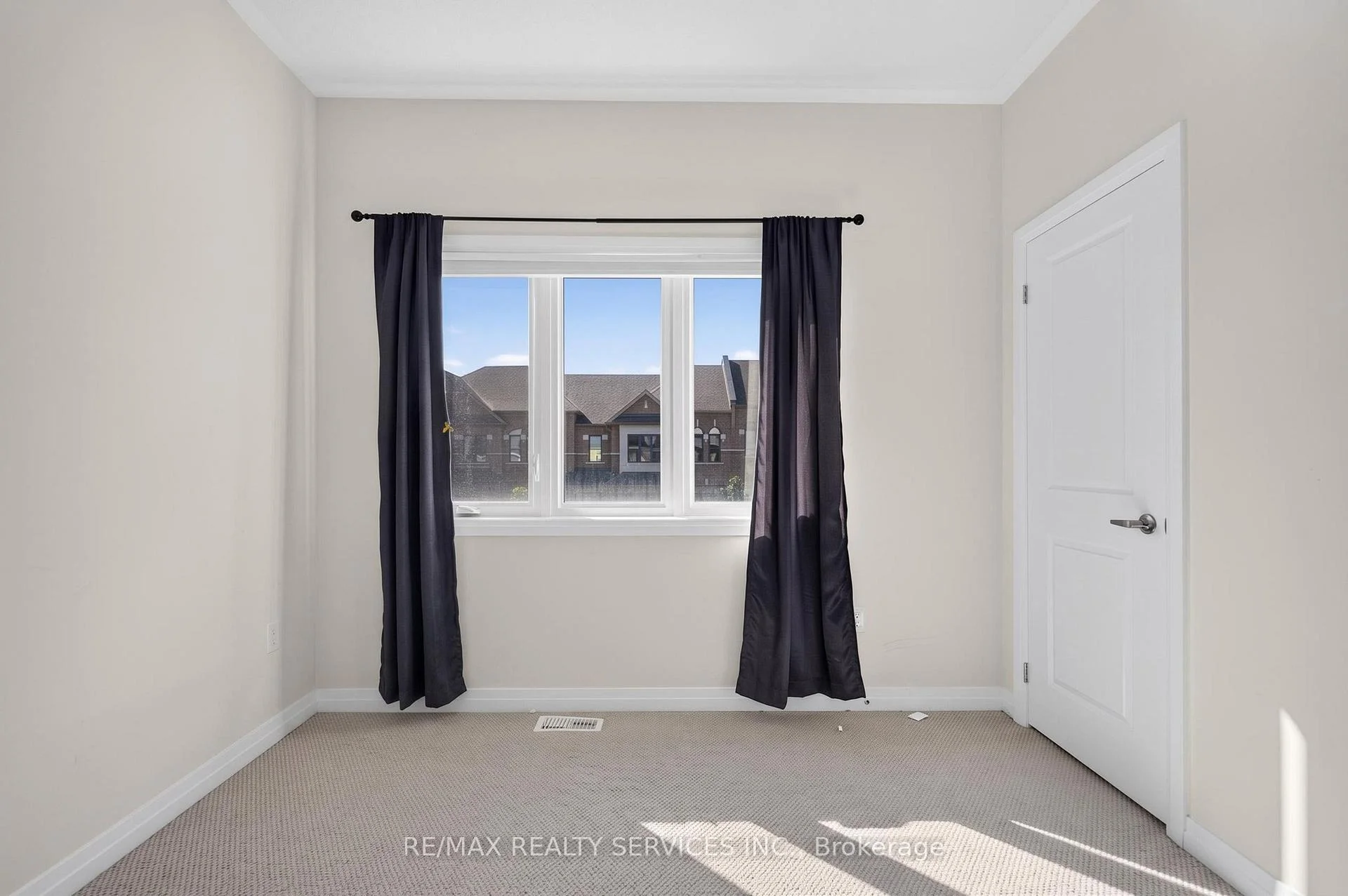 Photo 78 of 225 Coronation Road, Whitby, Rural Whitby — HOMEH