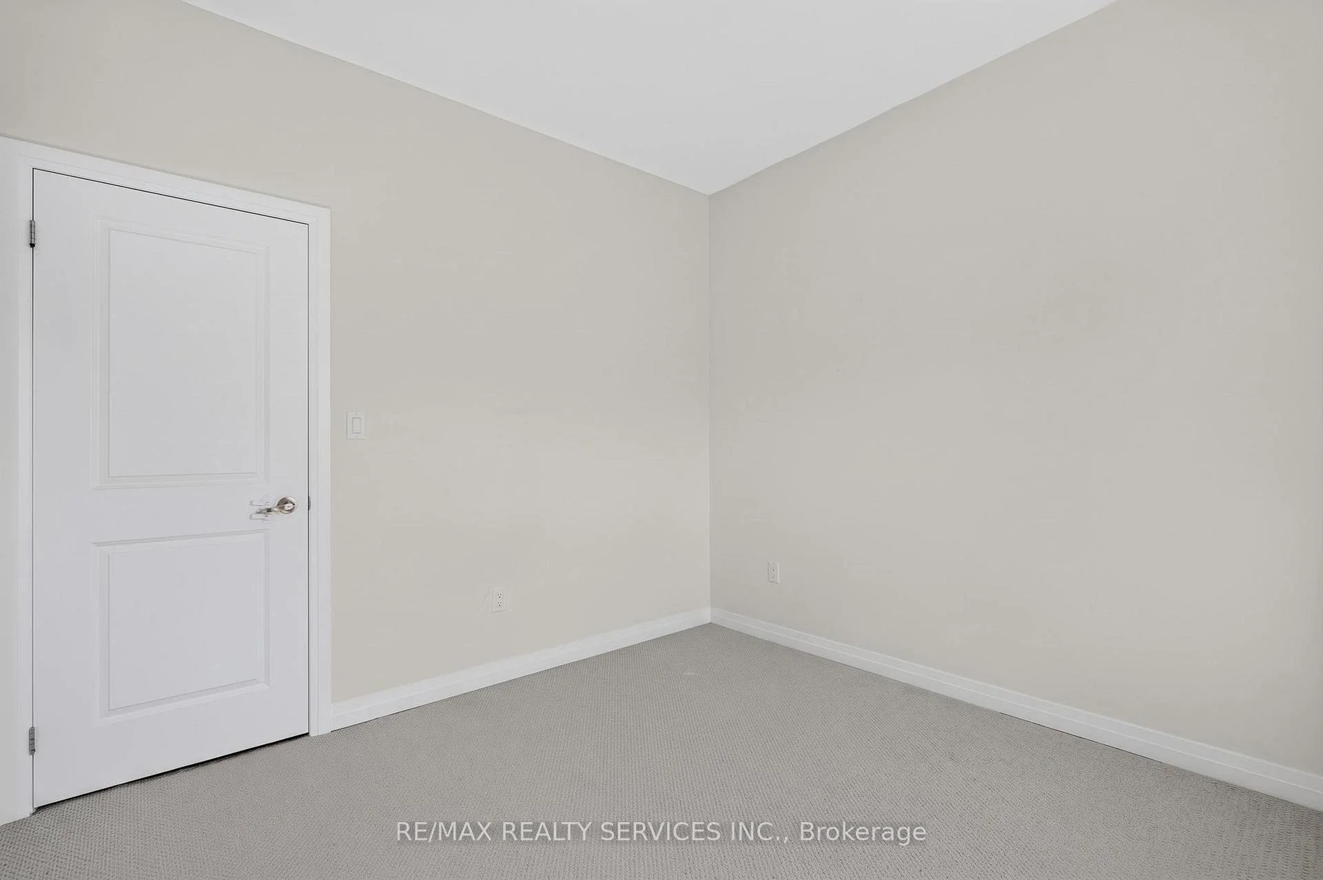 Photo 80 of 225 Coronation Road, Whitby, Rural Whitby — HOMEH