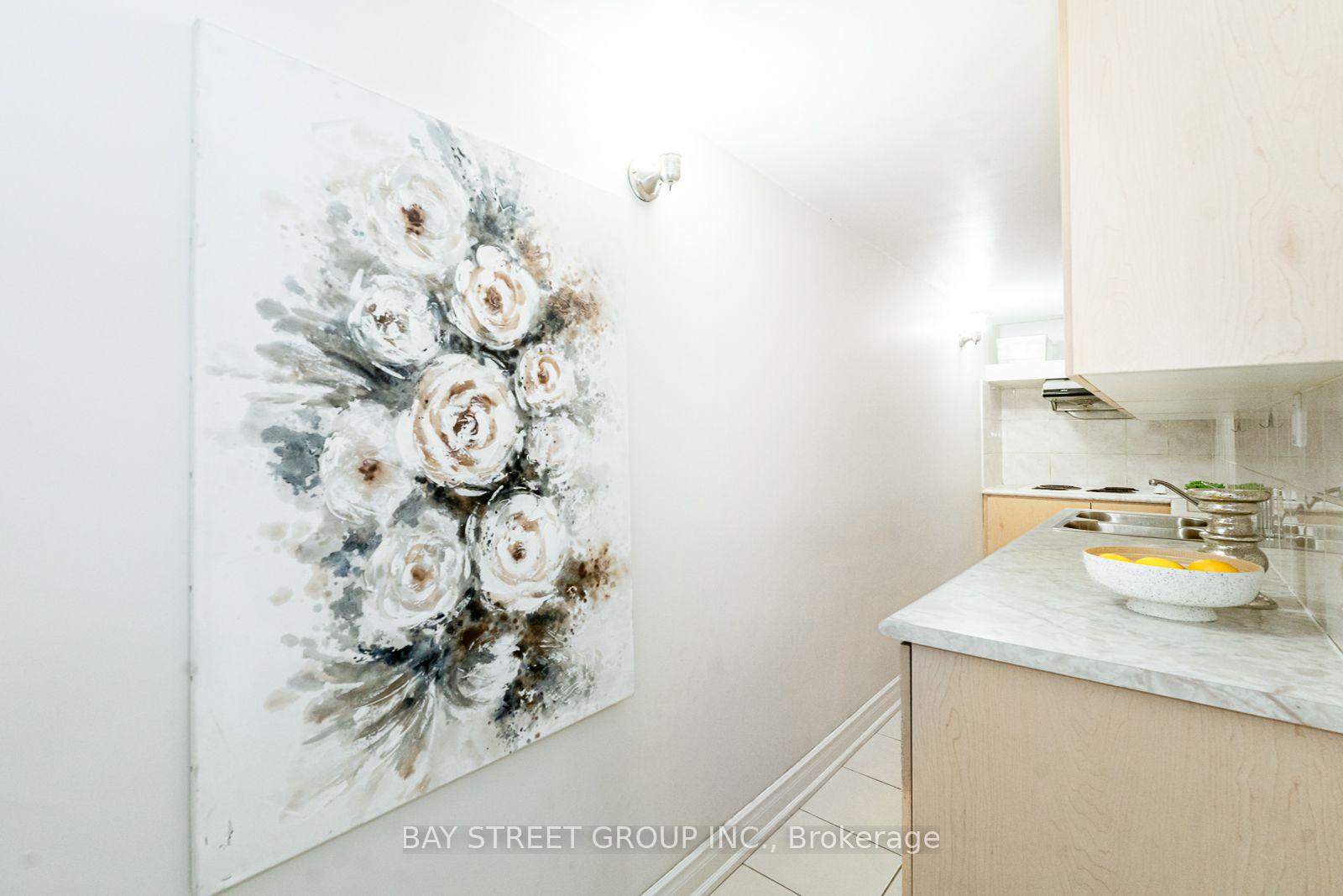 Photo 66 of 42 Faye Drive, North York, Pleasant View — HOMEH