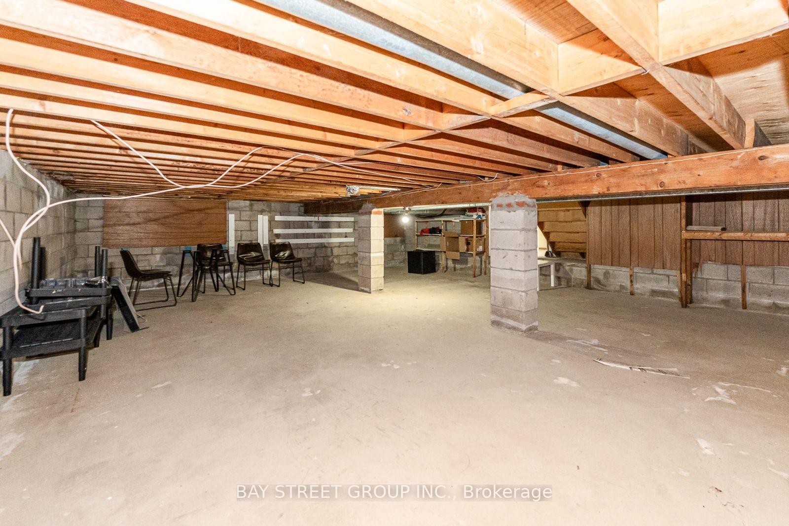 Photo 71 of 42 Faye Drive, North York, Pleasant View — HOMEH