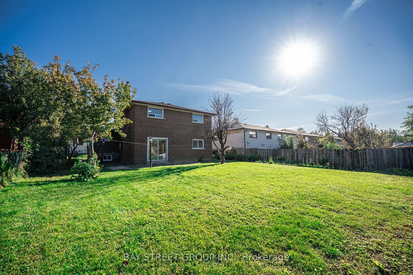 Photo 81 of 42 Faye Drive, North York, Pleasant View — HOMEH