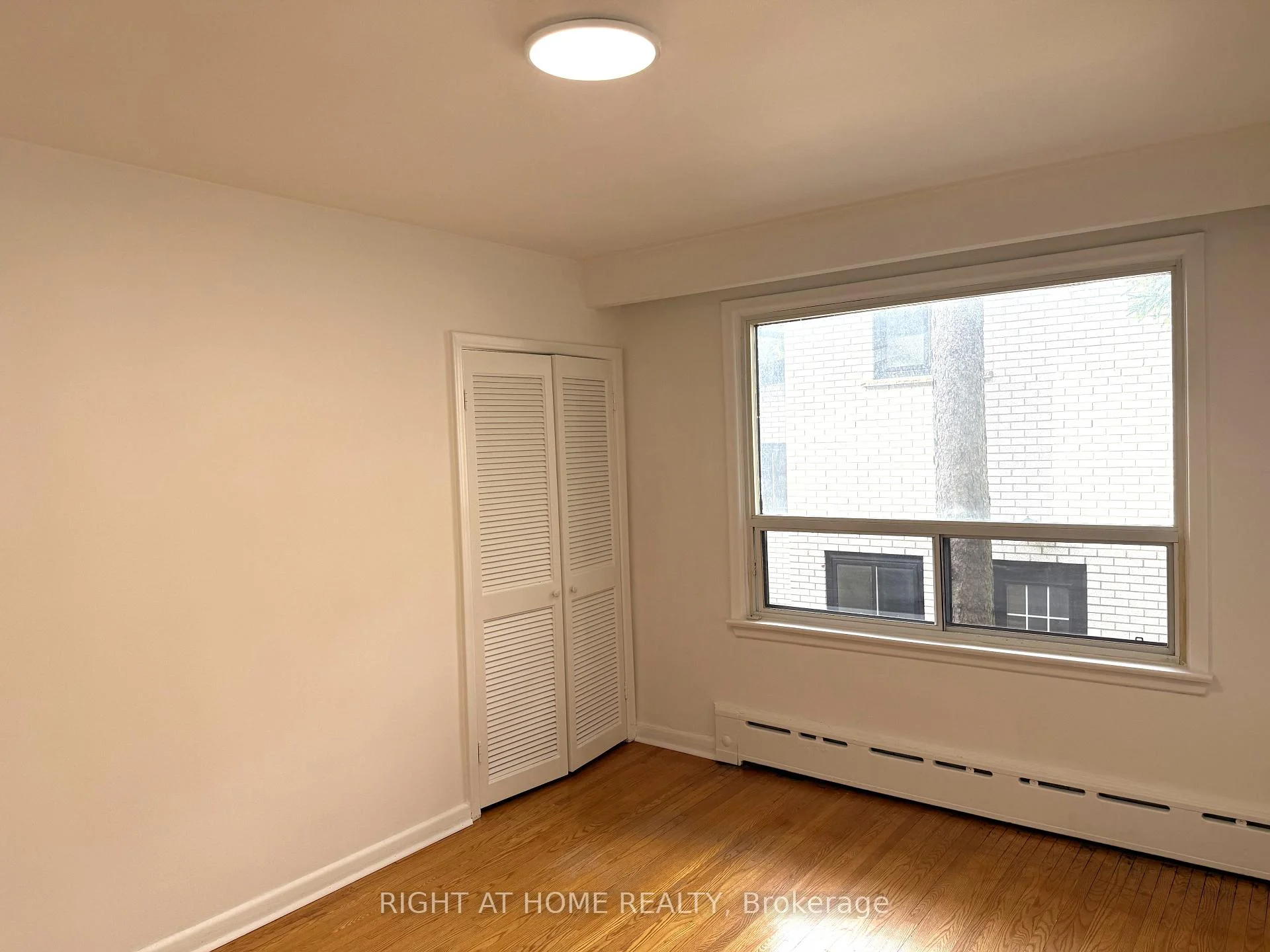 Photo 35 of 64 Purdon Drive, North York, Bathurst Manor — HOMEH