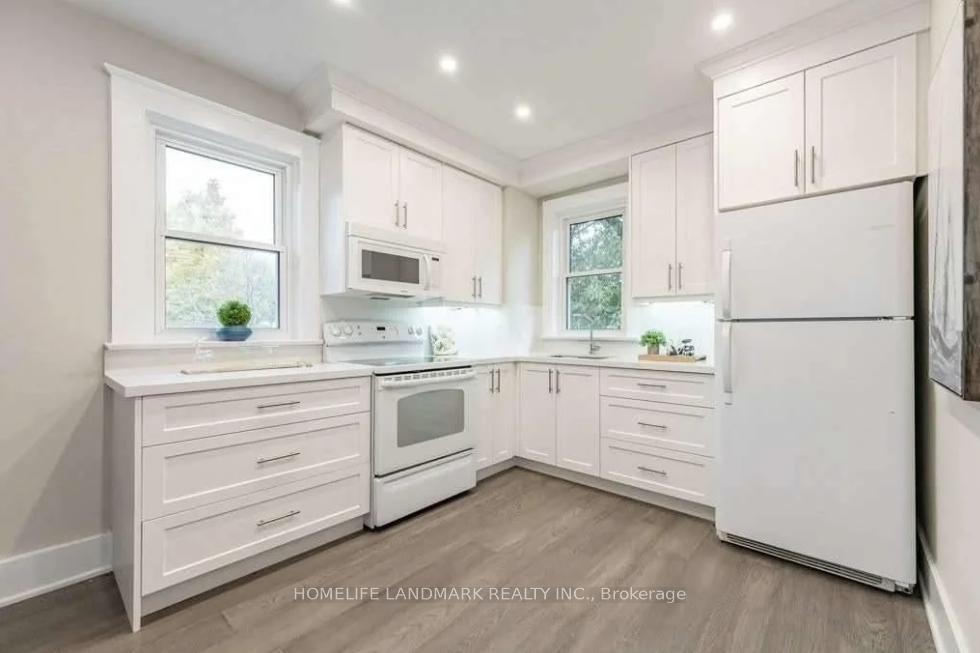 Photo 3 of 47 Young Street E, Waterloo — HOMEH