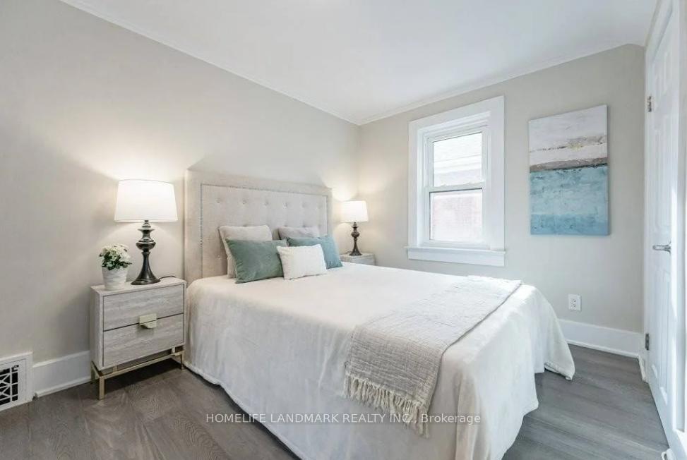 Photo 7 of 47 Young Street E, Waterloo — HOMEH