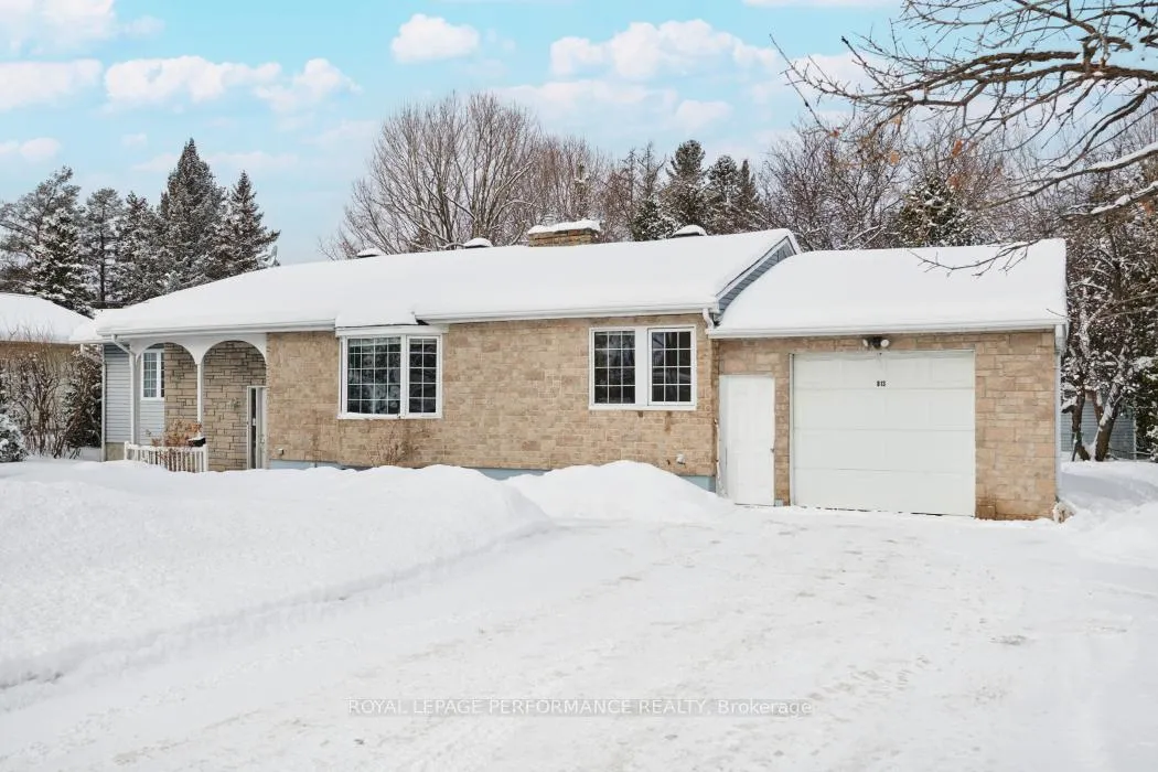 Photo 2 of 813 Walkley Road, Ottawa, Riverside Park — HOMEH