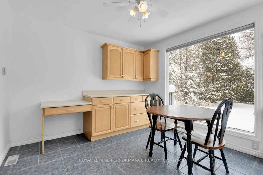 Photo 12 of 813 Walkley Road, Ottawa, Riverside Park — HOMEH