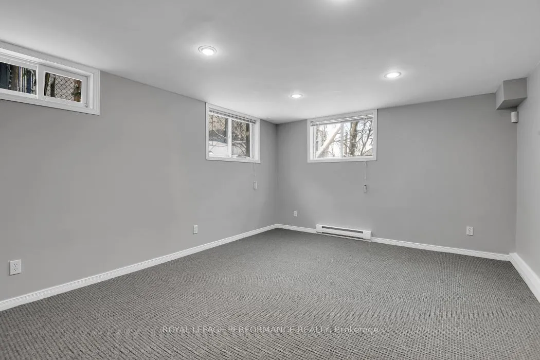 Photo 28 of 813 Walkley Road, Ottawa, Riverside Park — HOMEH