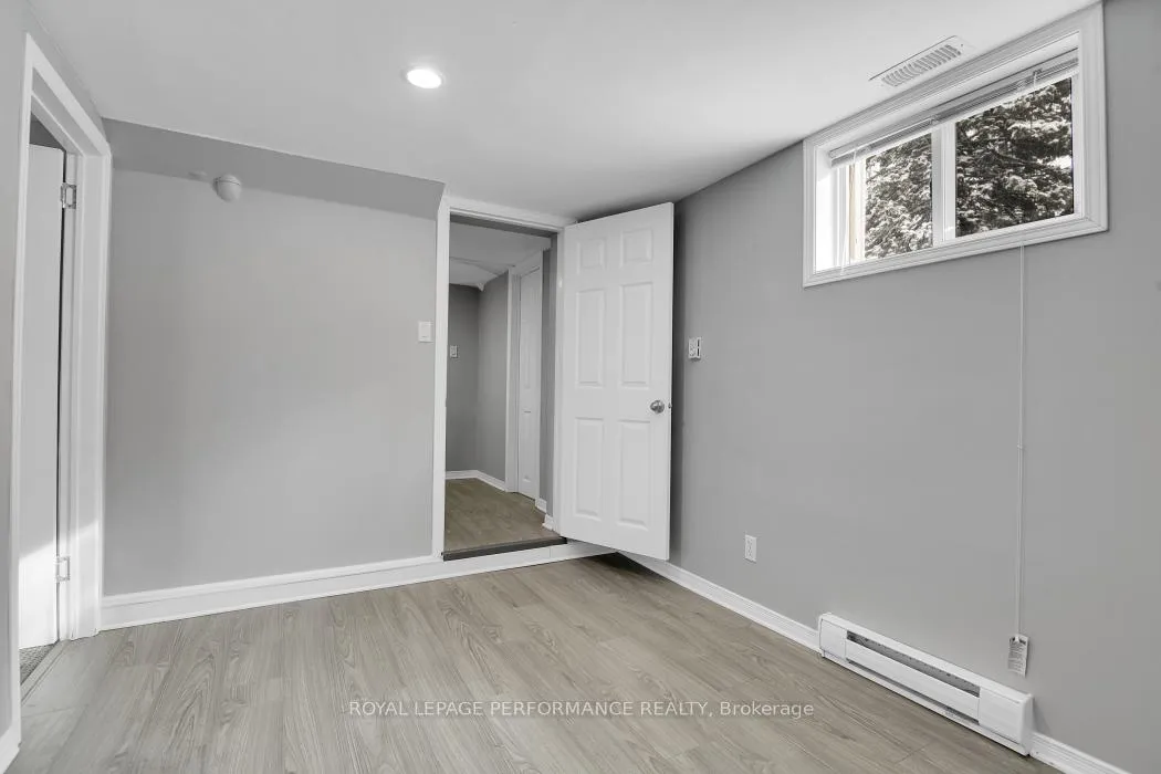 Photo 30 of 813 Walkley Road, Ottawa, Riverside Park — HOMEH