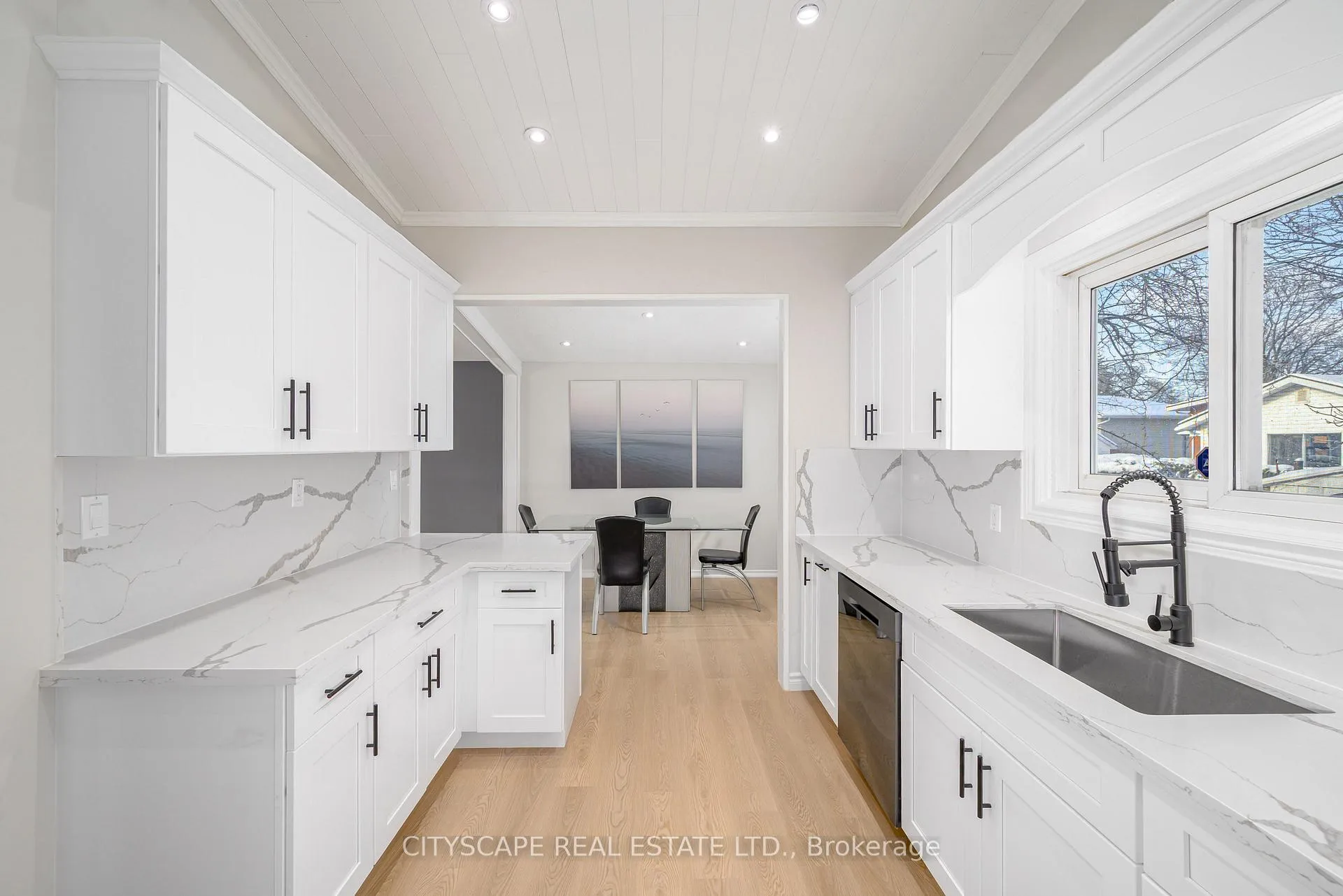 Photo 12 of 32 Edgeview Drive, Quinte West, Trenton Ward — HOMEH