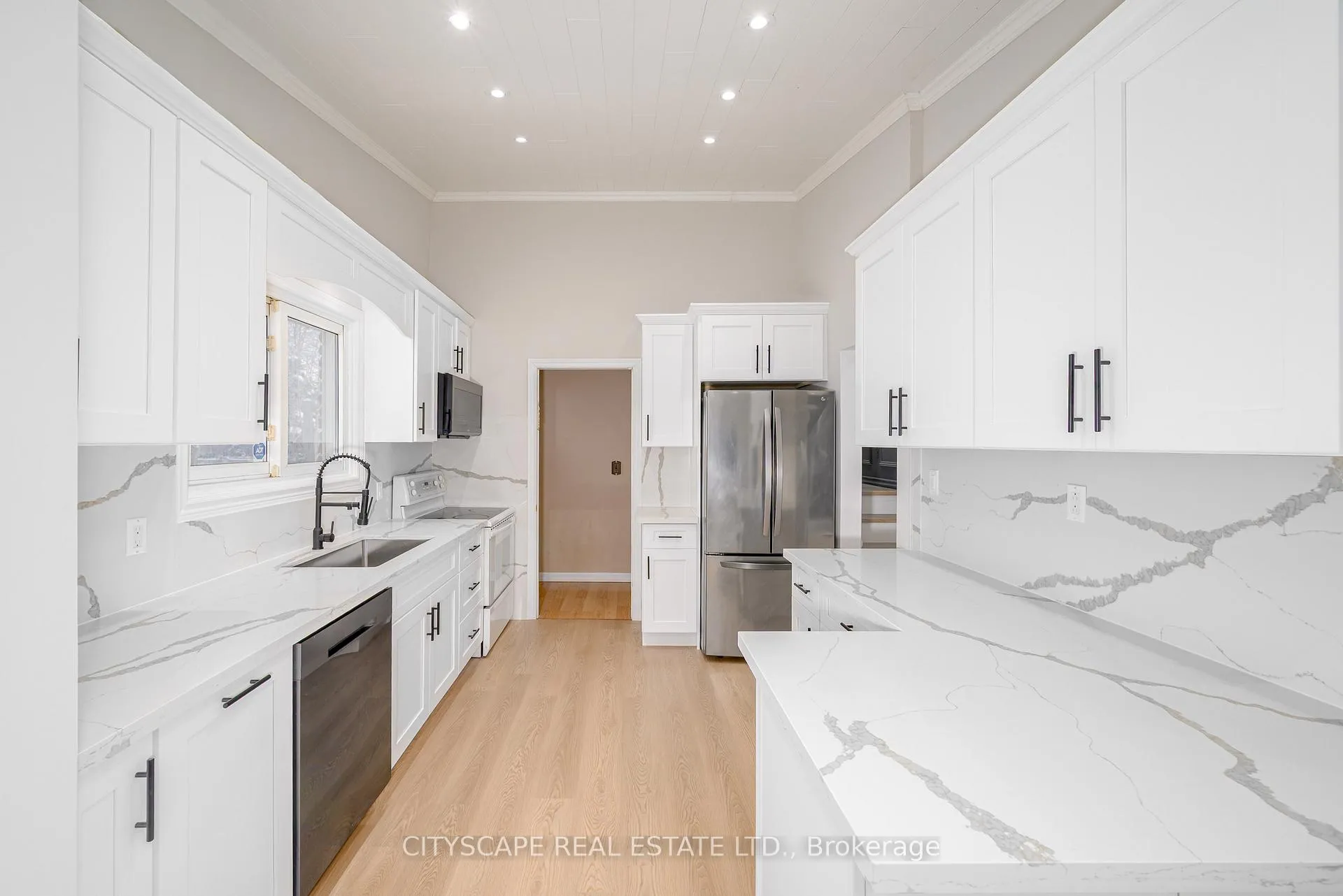 Photo 15 of 32 Edgeview Drive, Quinte West, Trenton Ward — HOMEH
