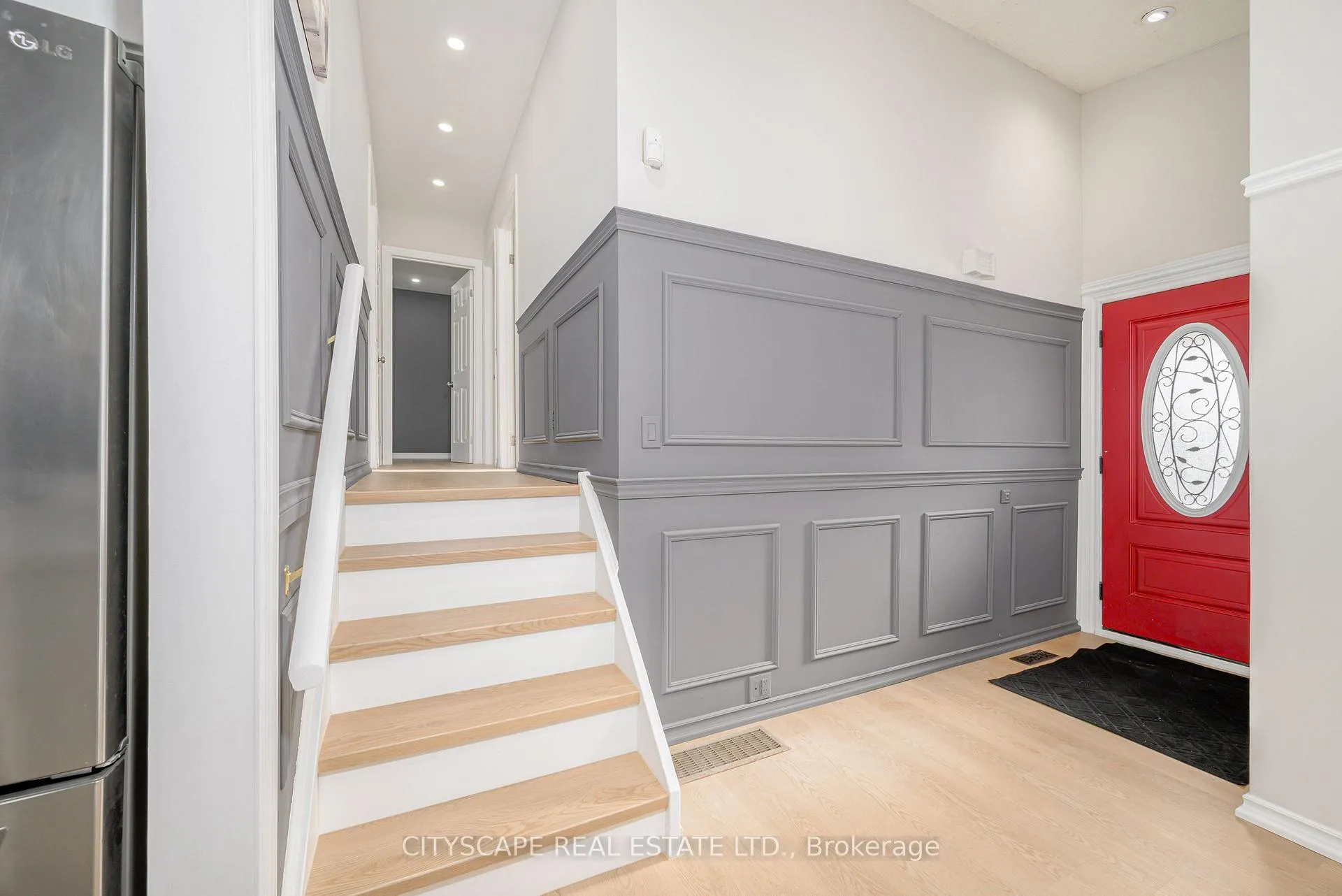 Photo 18 of 32 Edgeview Drive, Quinte West, Trenton Ward — HOMEH