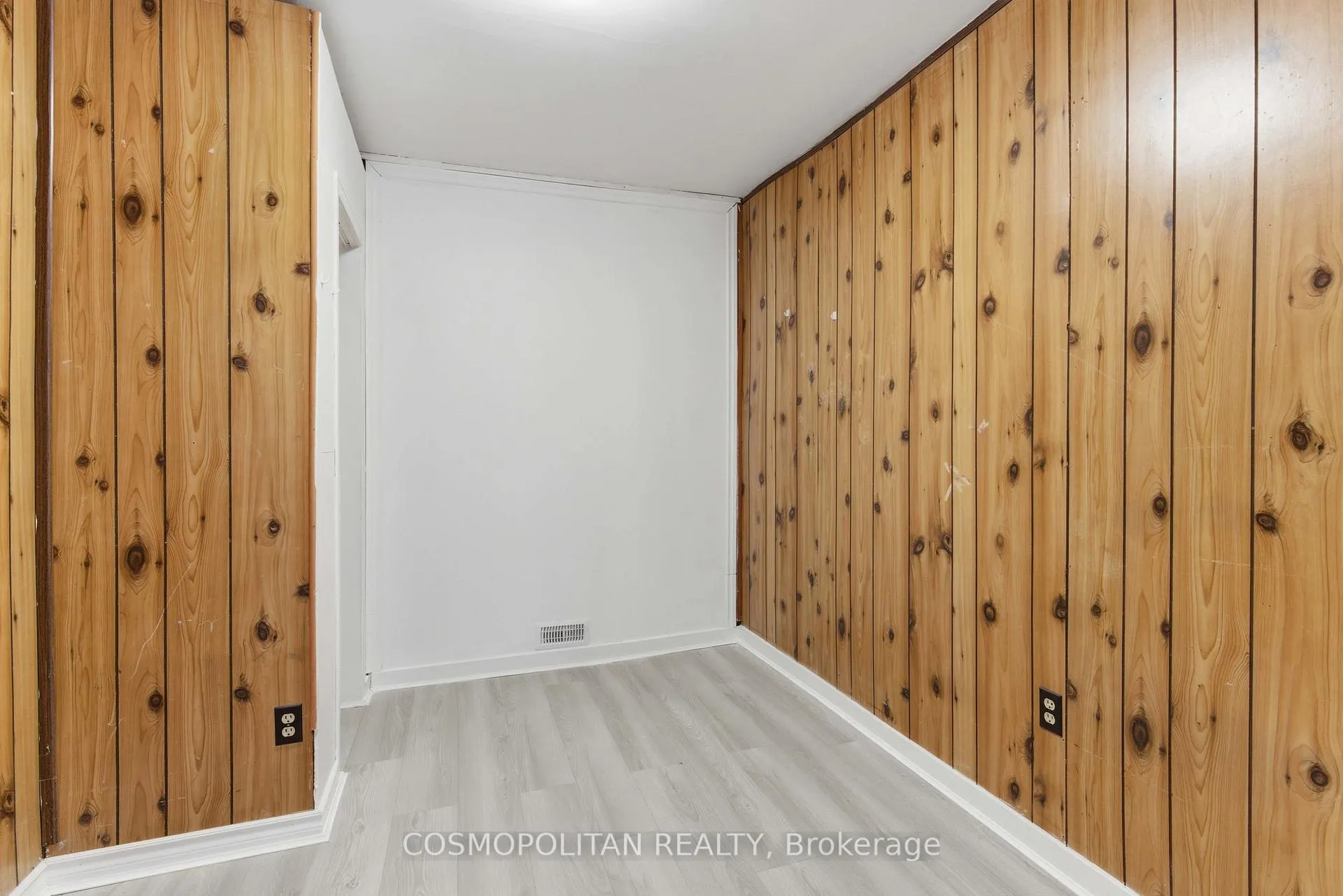 Photo 16 of 4758 Second Avenue, Niagara Falls, Cherrywood — HOMEH
