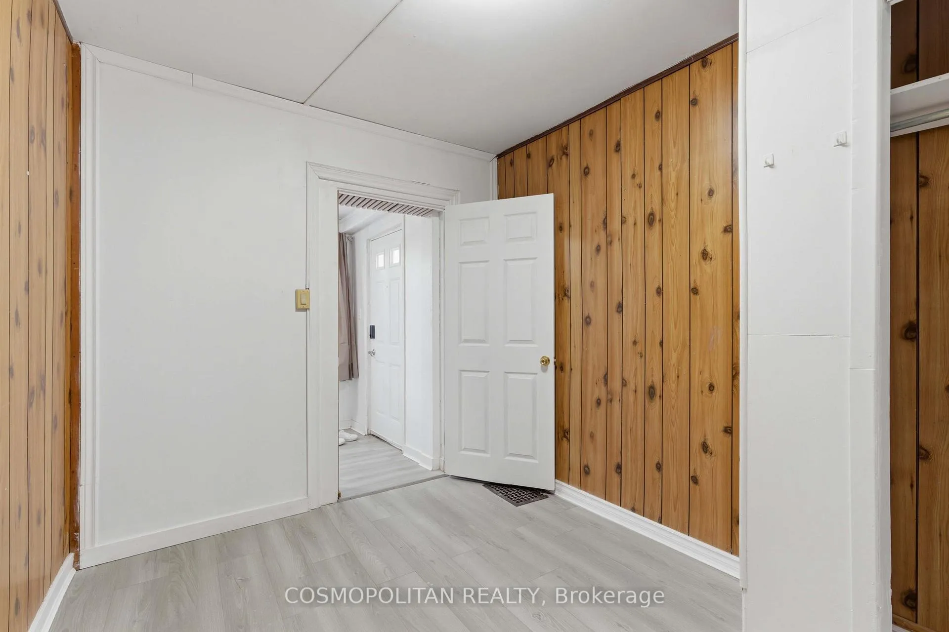 Photo 17 of 4758 Second Avenue, Niagara Falls, Cherrywood — HOMEH