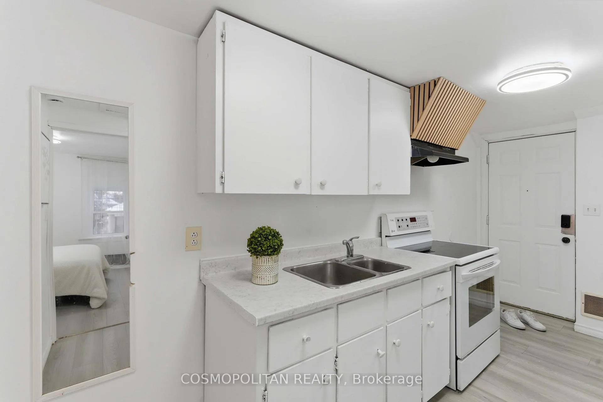 Photo 31 of 4758 Second Avenue, Niagara Falls, Cherrywood — HOMEH