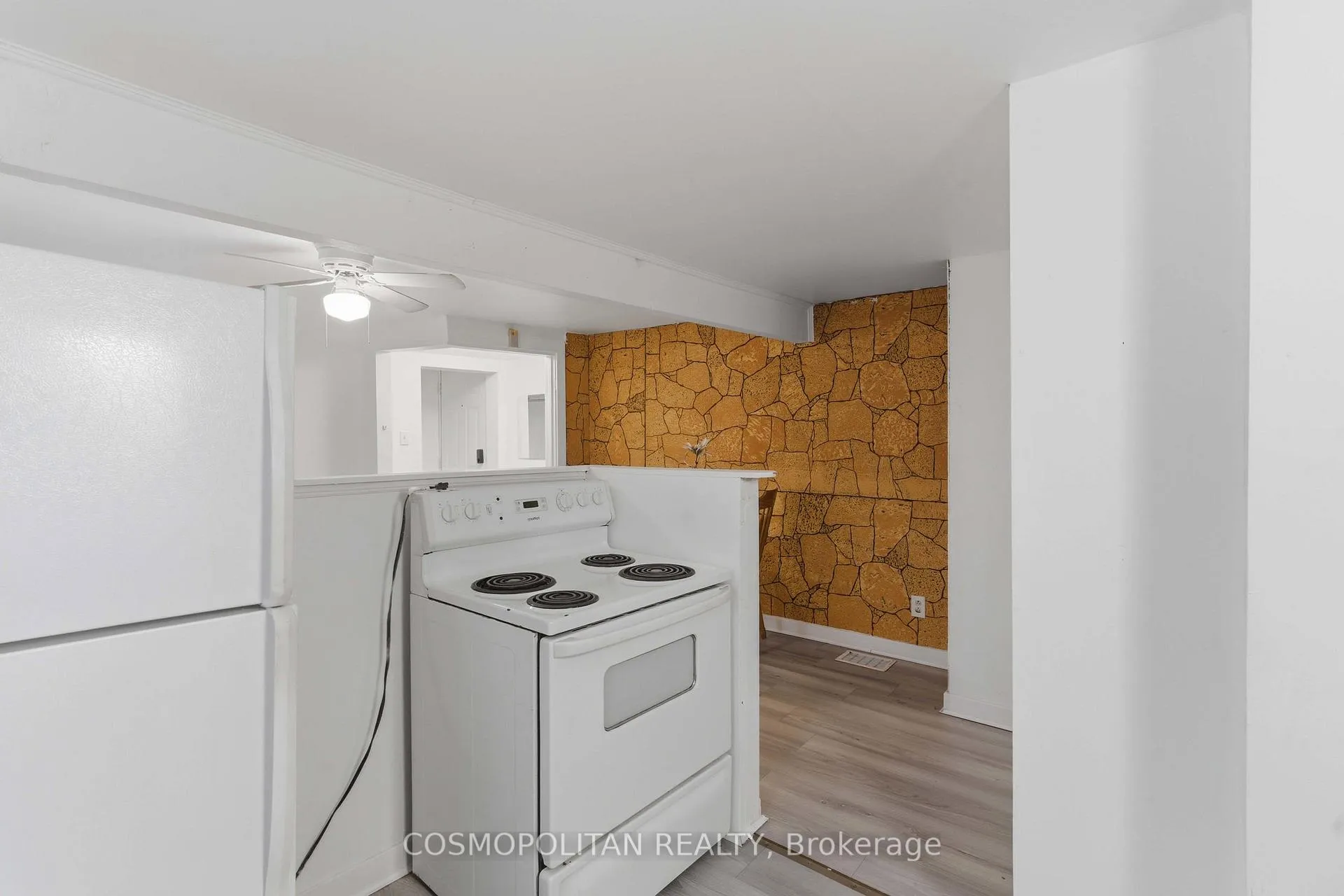 Photo 37 of 4758 Second Avenue, Niagara Falls, Cherrywood — HOMEH
