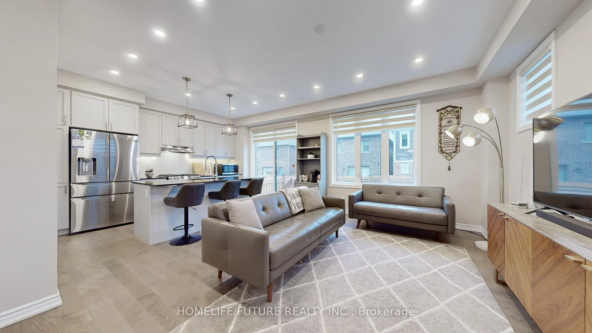 Photo 4 of 21 Broden Crescent, Whitby, Rural Whitby — HOMEH