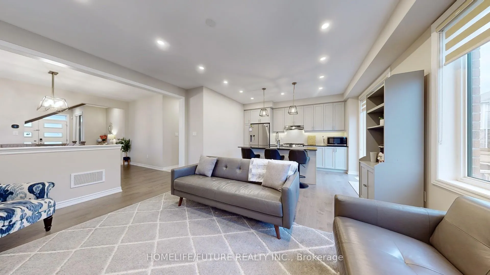 Photo 5 of 21 Broden Crescent, Whitby, Rural Whitby — HOMEH