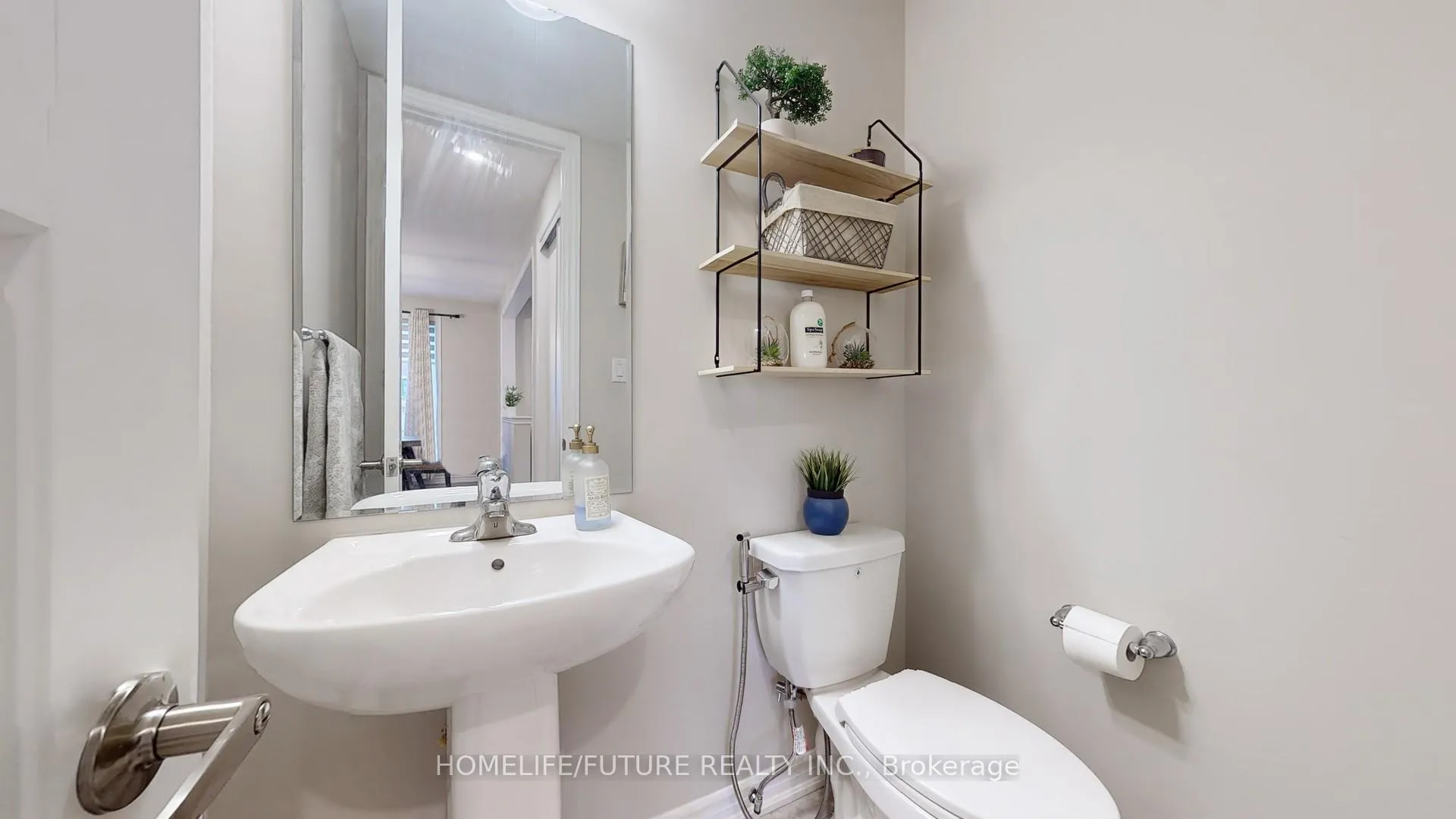Photo 12 of 21 Broden Crescent, Whitby, Rural Whitby — HOMEH