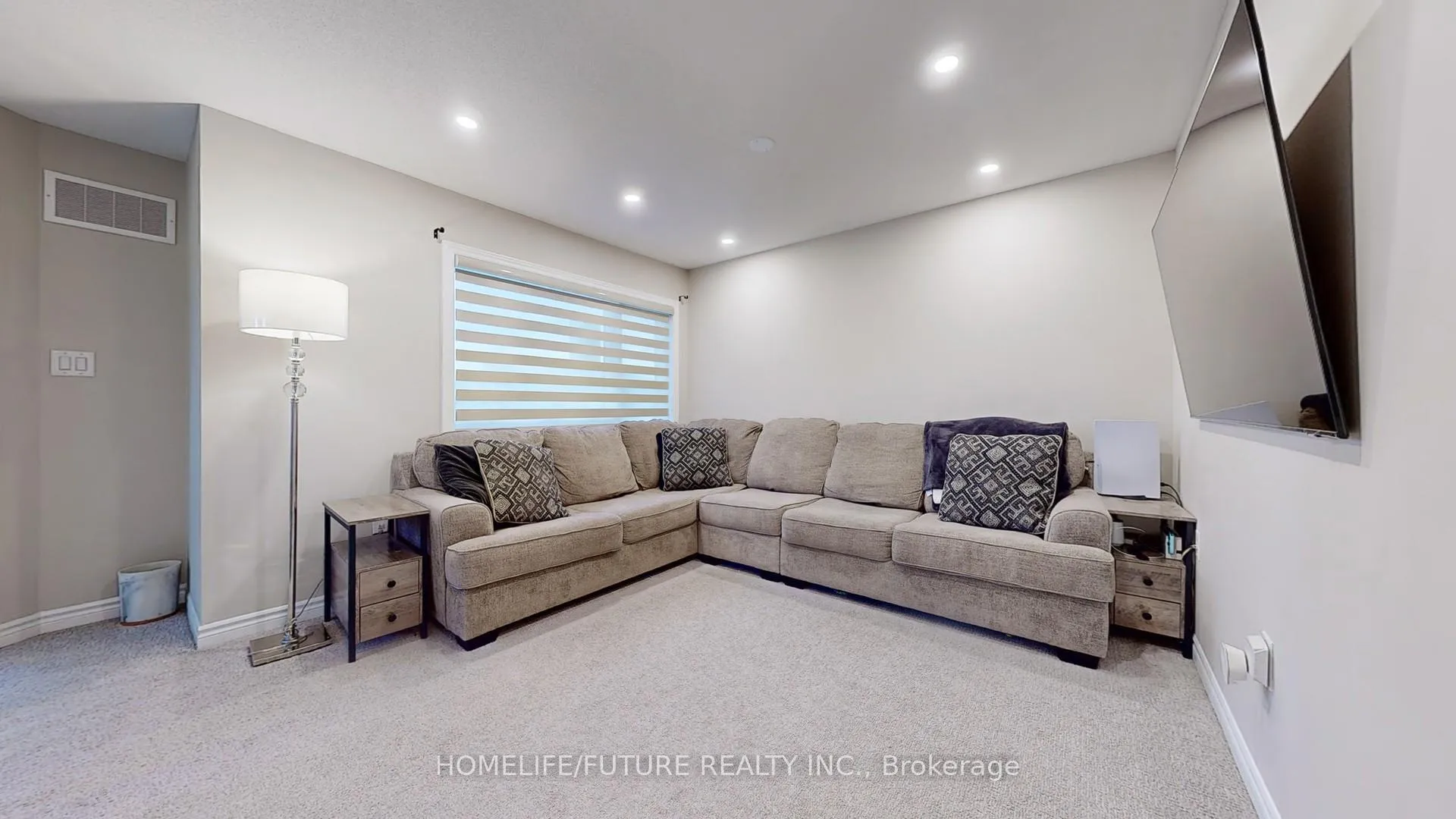 Photo 14 of 21 Broden Crescent, Whitby, Rural Whitby — HOMEH