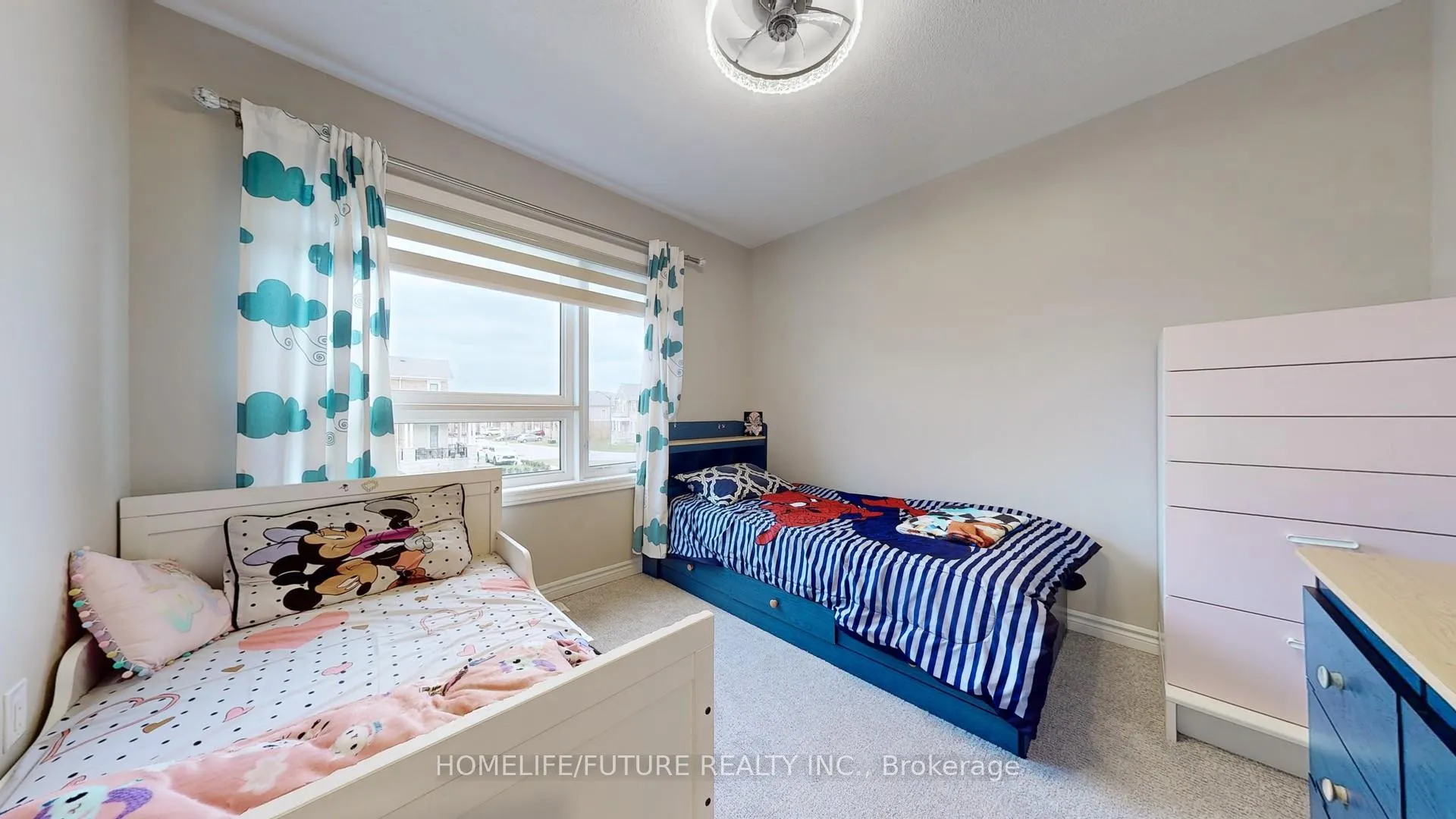 Photo 19 of 21 Broden Crescent, Whitby, Rural Whitby — HOMEH