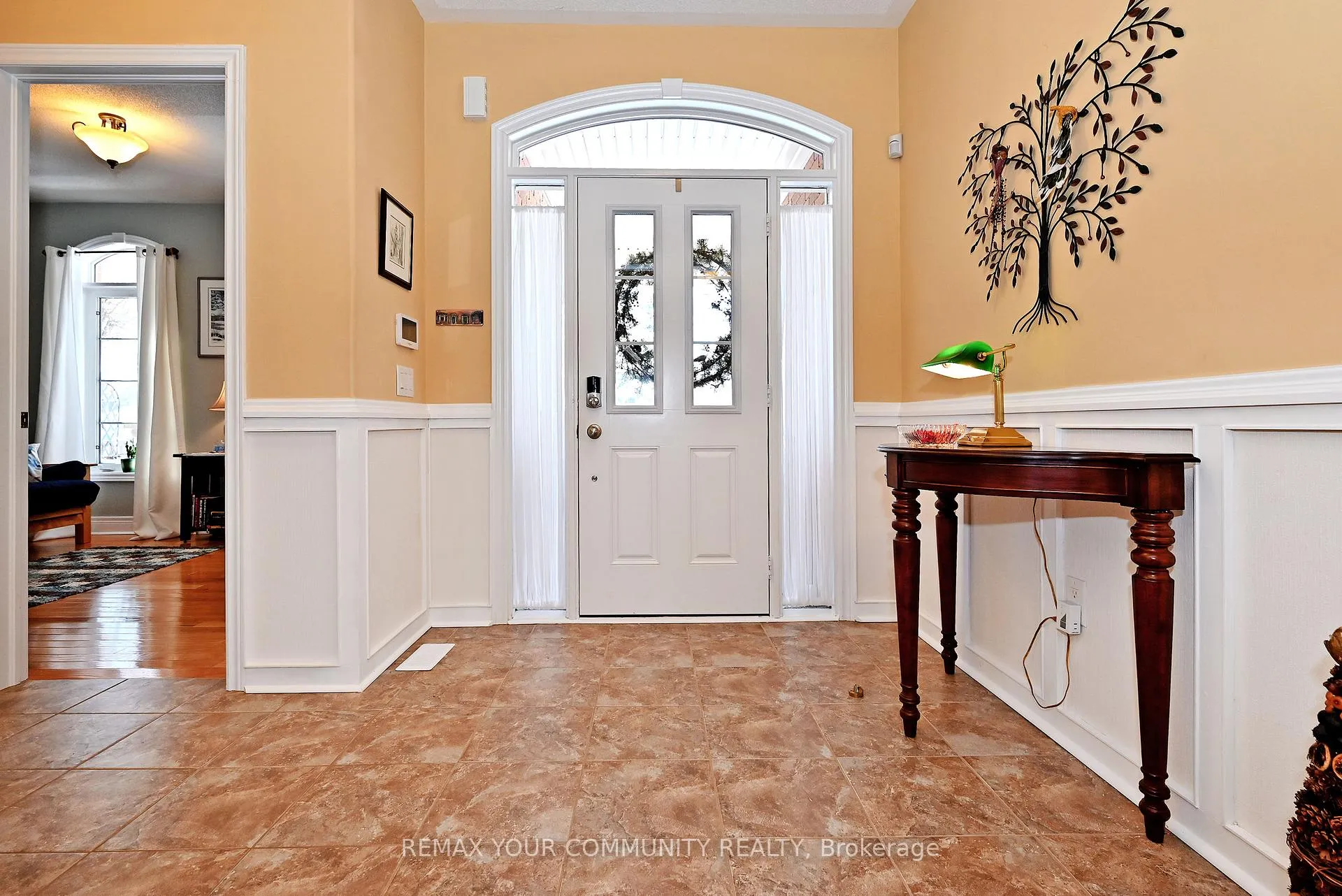 Photo 3 of 29 Turner Drive, Barrie, Bayshore — HOMEH