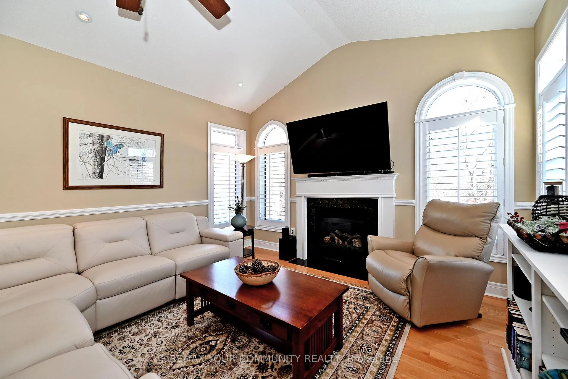 Photo 24 of 29 Turner Drive, Barrie, Bayshore — HOMEH