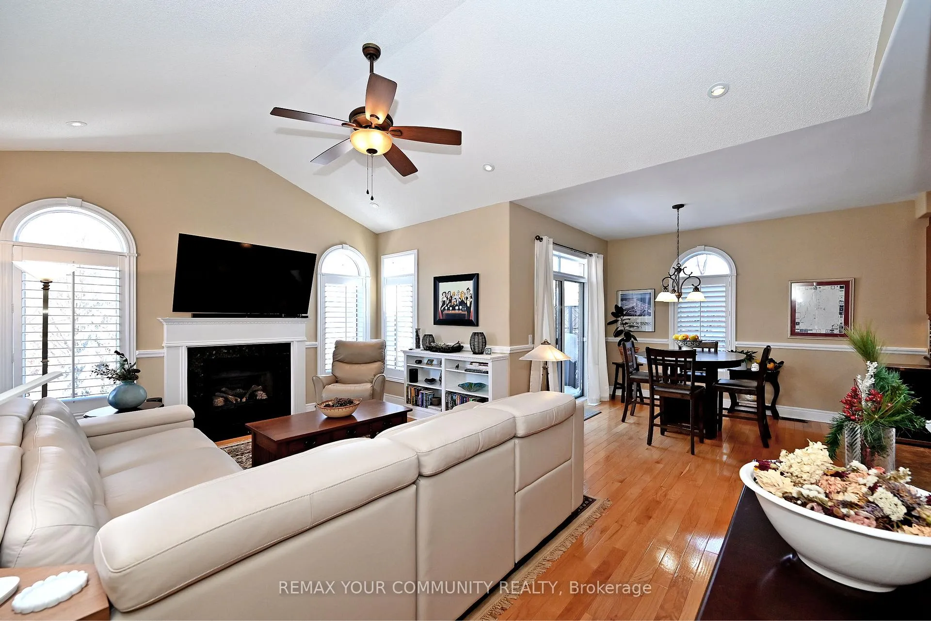 Photo 25 of 29 Turner Drive, Barrie, Bayshore — HOMEH