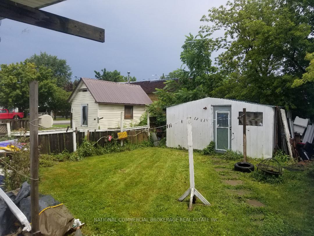 Photo 3 of 409 Murray Street, Chatham-Kent, Wallaceburg — HOMEH