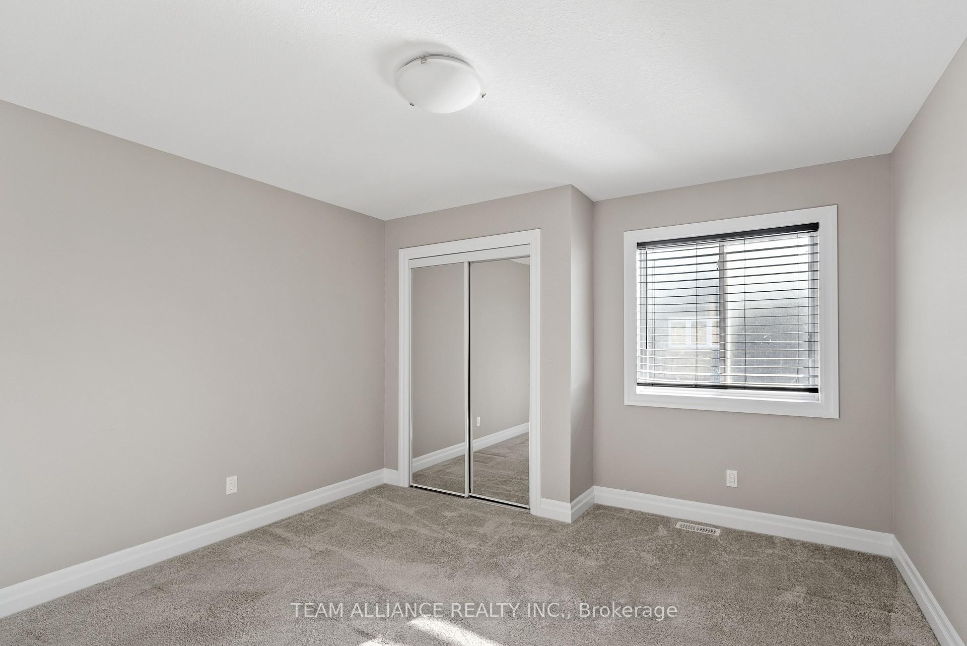 Photo 19 of 166 Queen Street, Middlesex Centre, Komoka — HOMEH