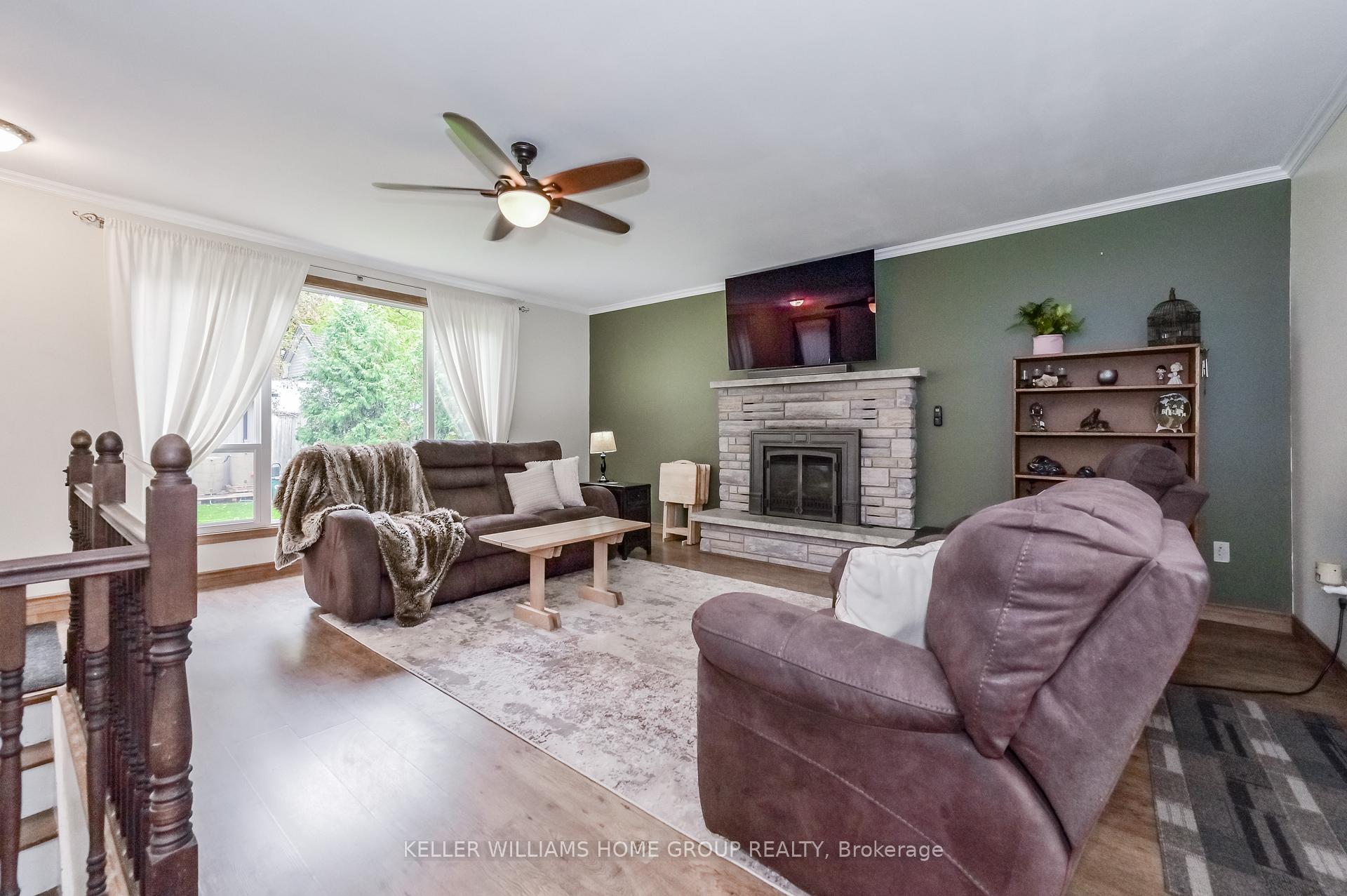 Photo 5 of 520 Perry Street, Centre Wellington, Fergus — HOMEH