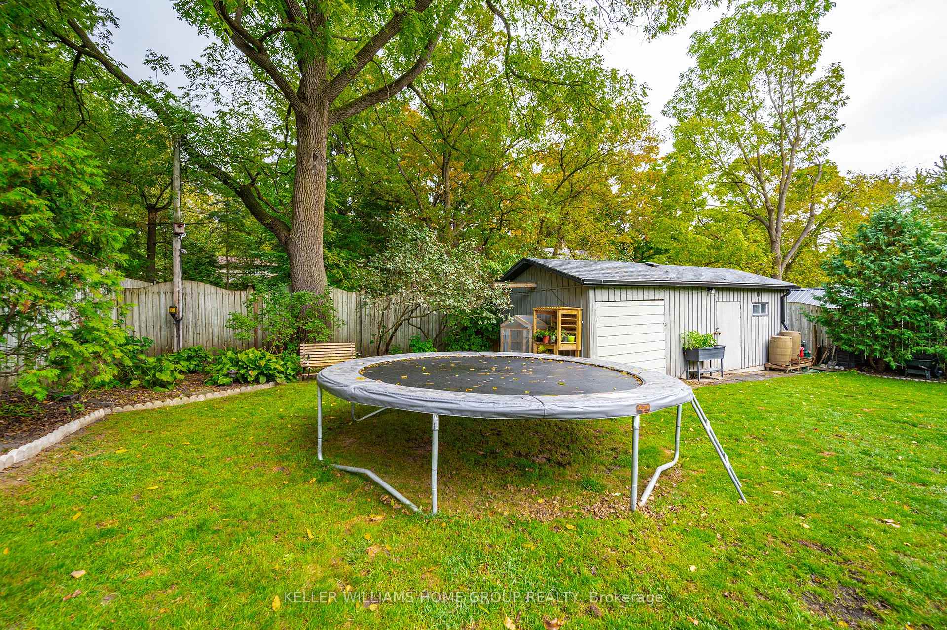 Photo 37 of 520 Perry Street, Centre Wellington, Fergus — HOMEH