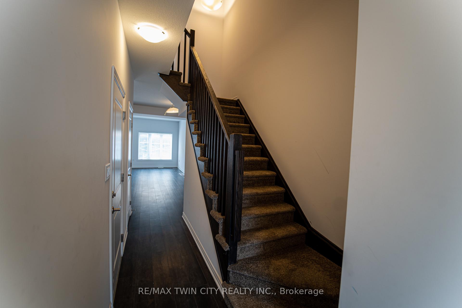 Photo 6 of 54 June Callwood Way E, Brant, Brantford Twp — HOMEH