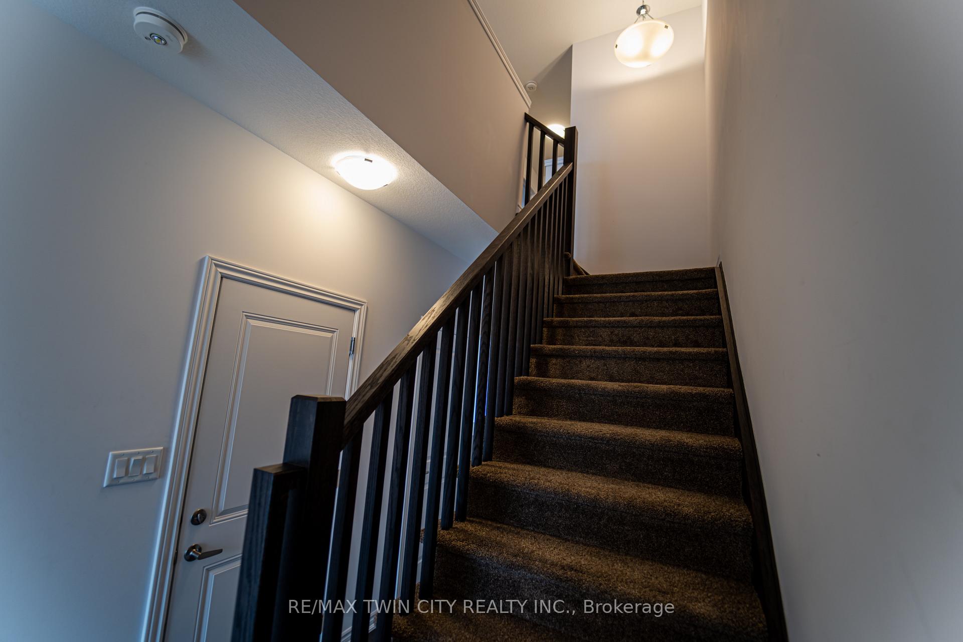 Photo 7 of 54 June Callwood Way E, Brant, Brantford Twp — HOMEH