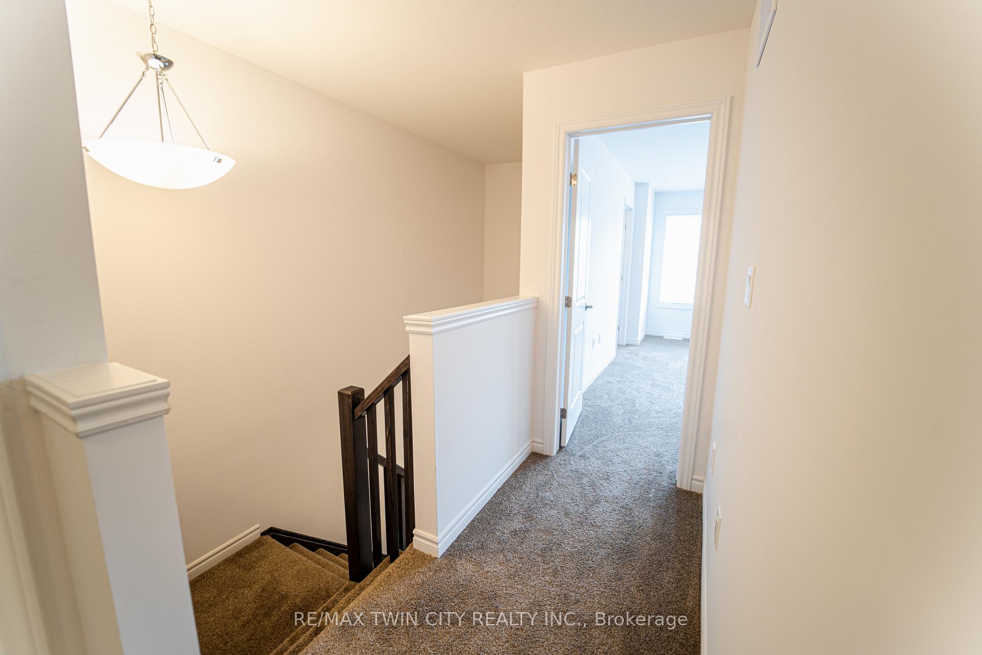 Photo 17 of 54 June Callwood Way E, Brant, Brantford Twp — HOMEH