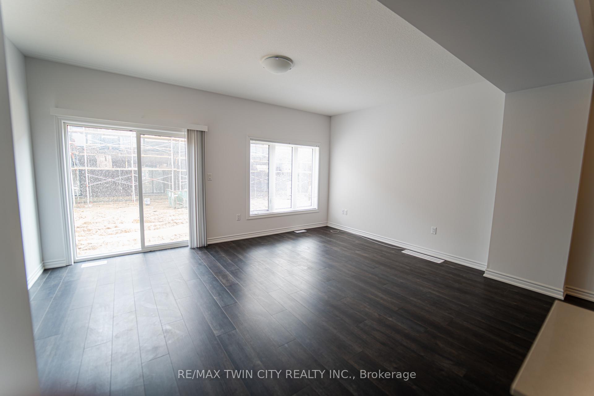 Photo 25 of 54 June Callwood Way E, Brant, Brantford Twp — HOMEH