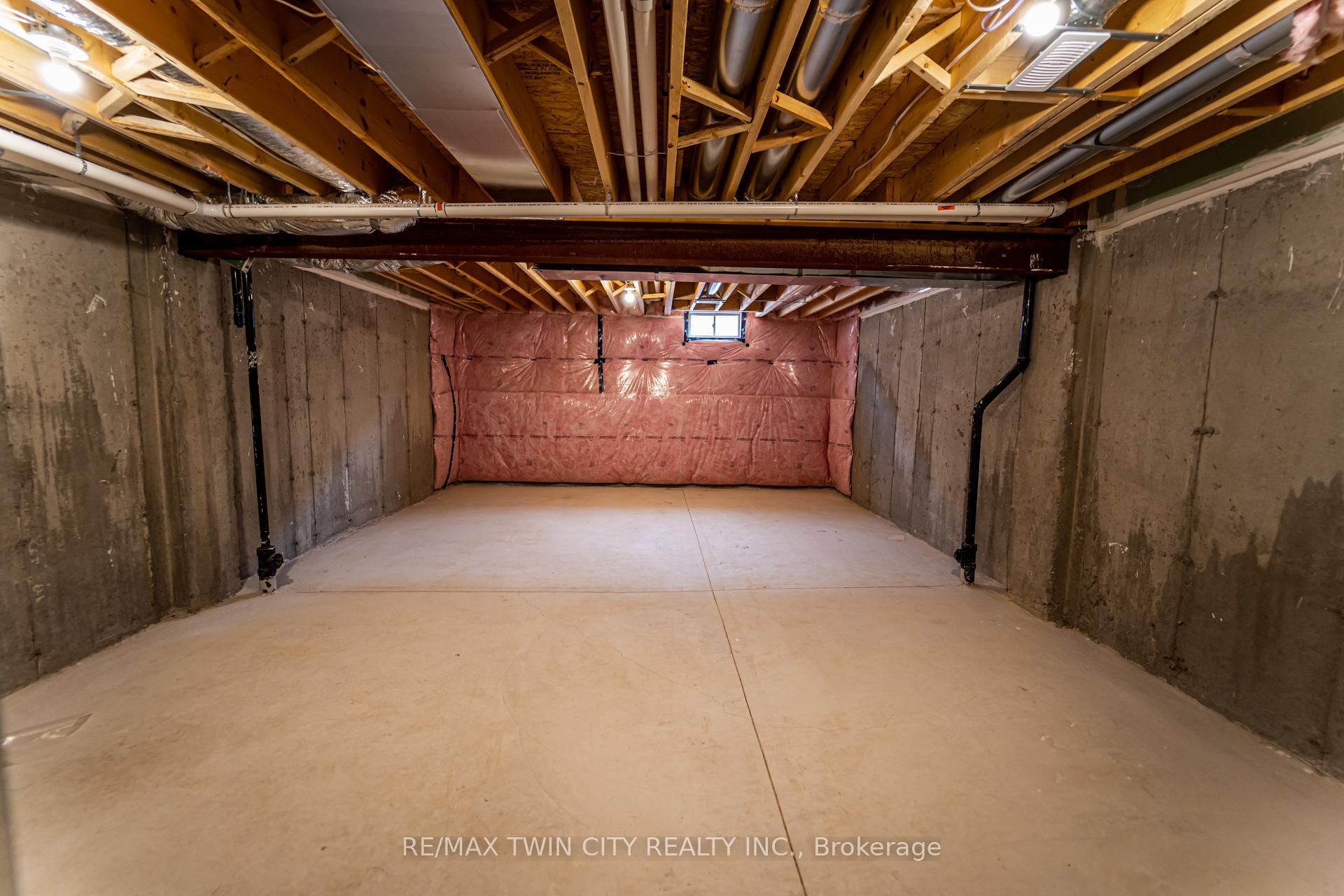 Photo 27 of 54 June Callwood Way E, Brant, Brantford Twp — HOMEH