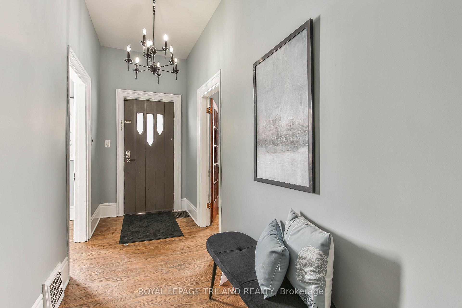 Photo 4 of 602 Central Avenue, London, East F — HOMEH