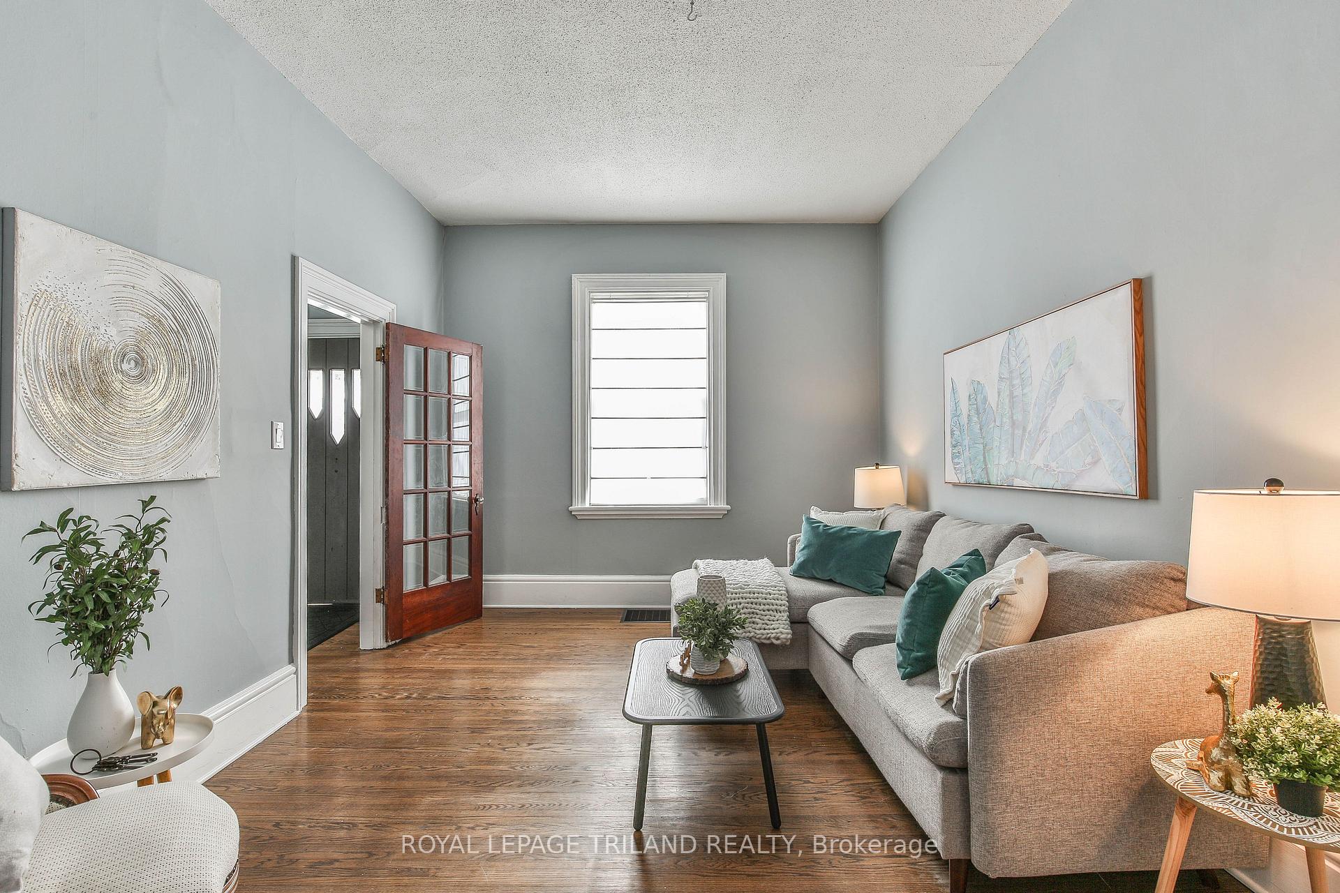 Photo 5 of 602 Central Avenue, London, East F — HOMEH