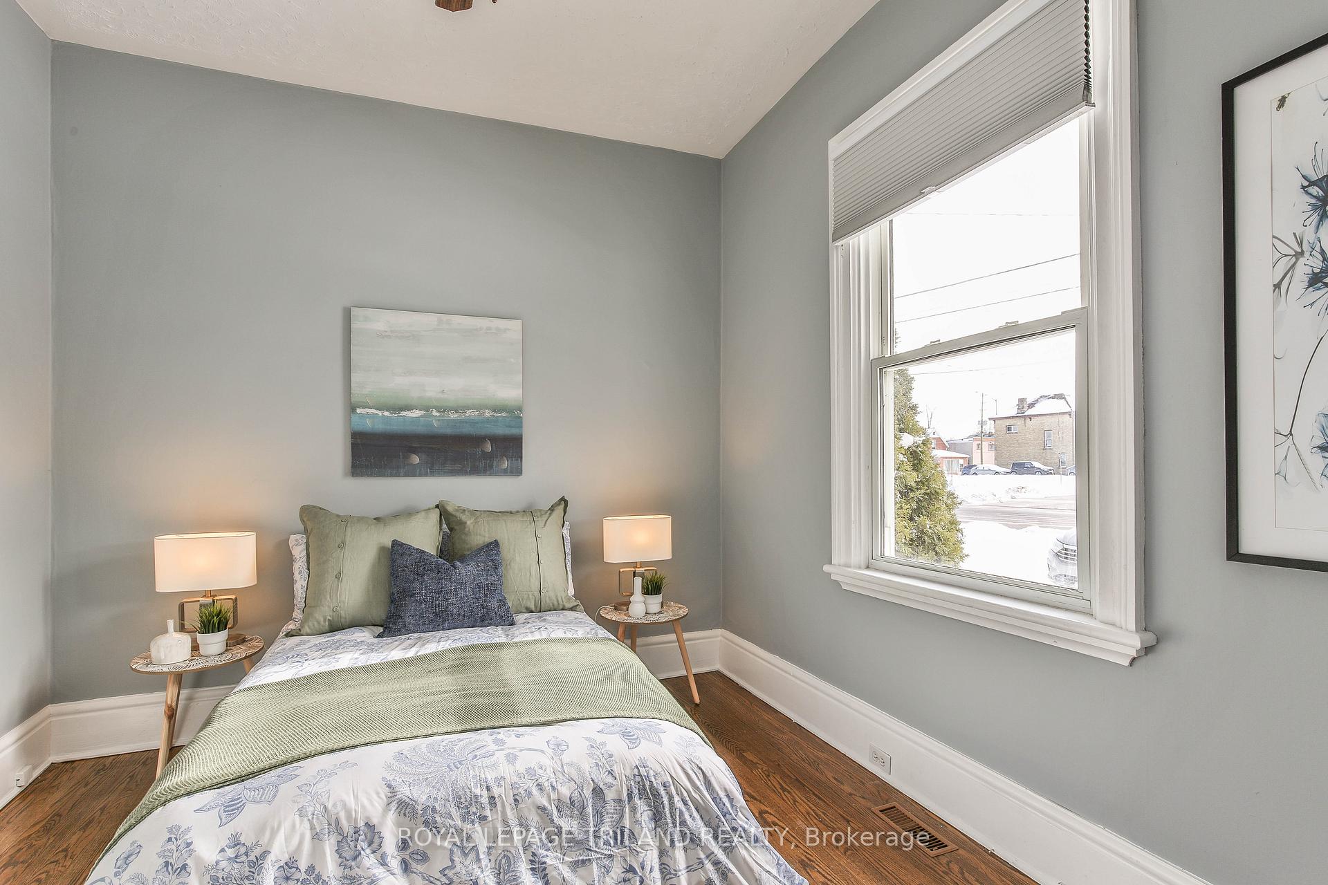 Photo 18 of 602 Central Avenue, London, East F — HOMEH