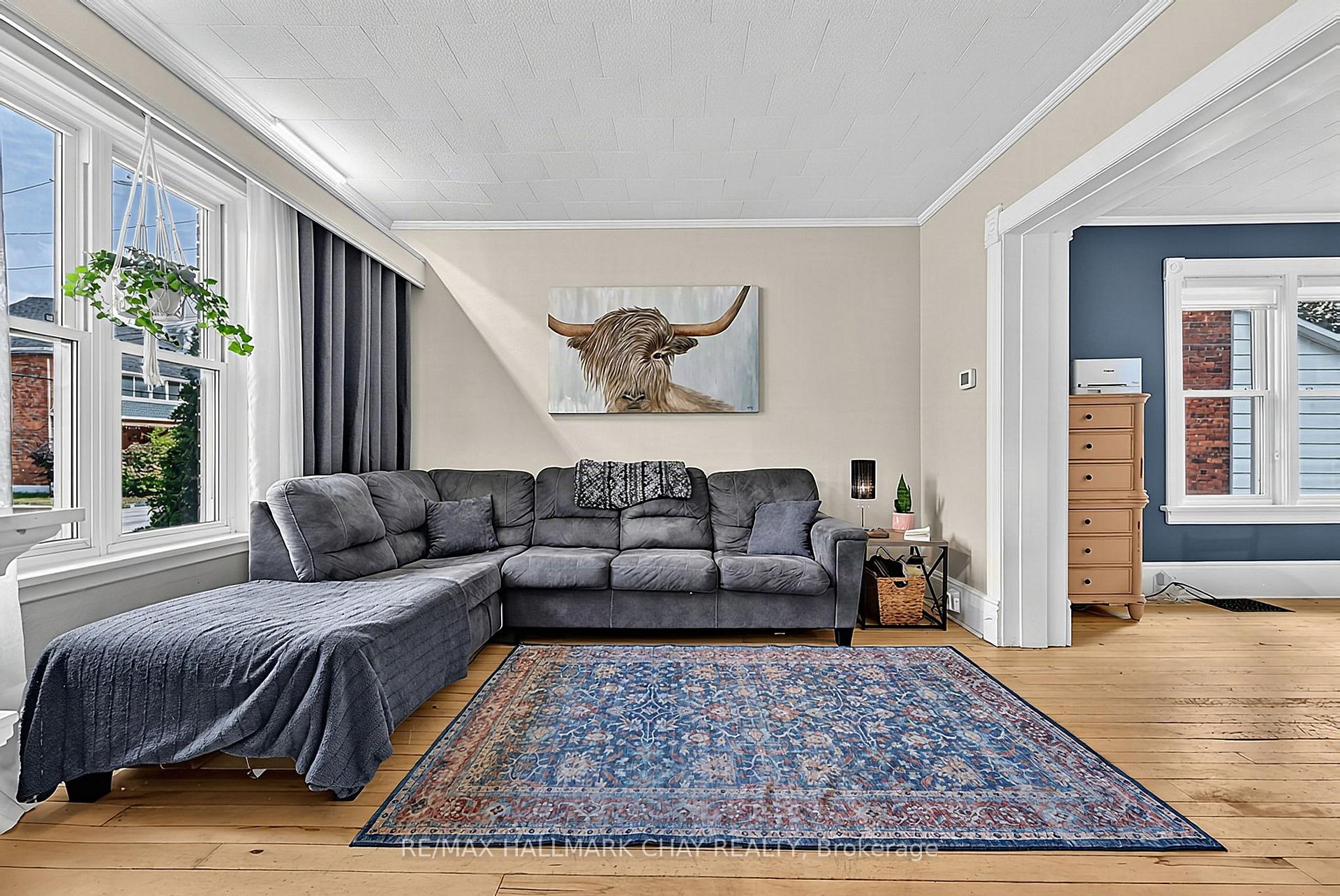 Photo 7 of 43 Brock Street, Barrie, Sanford — HOMEH