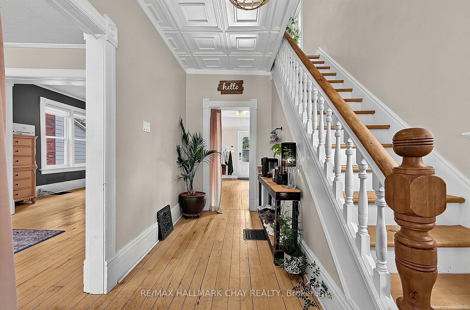 Photo 17 of 43 Brock Street, Barrie, Sanford — HOMEH