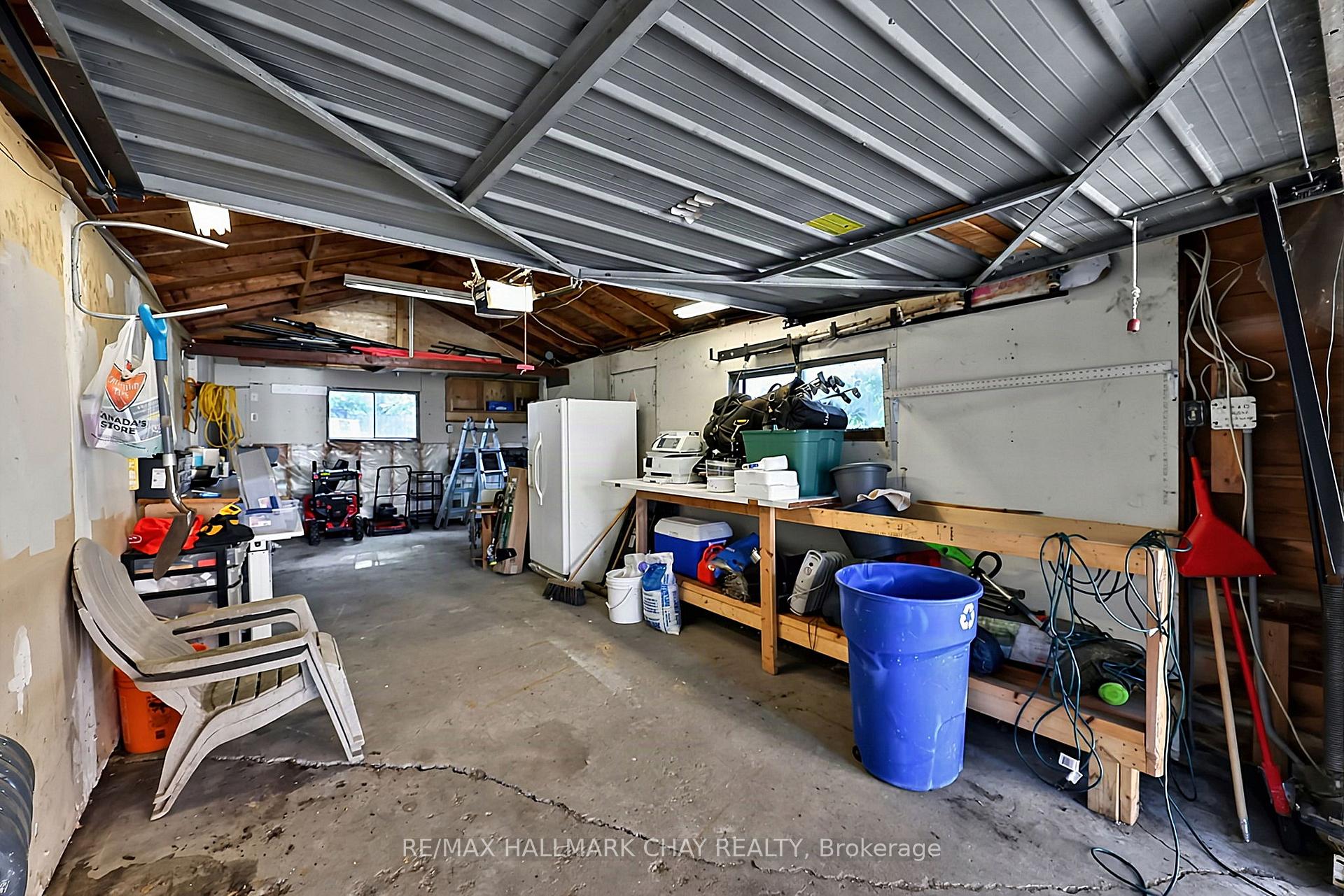 Photo 31 of 43 Brock Street, Barrie, Sanford — HOMEH