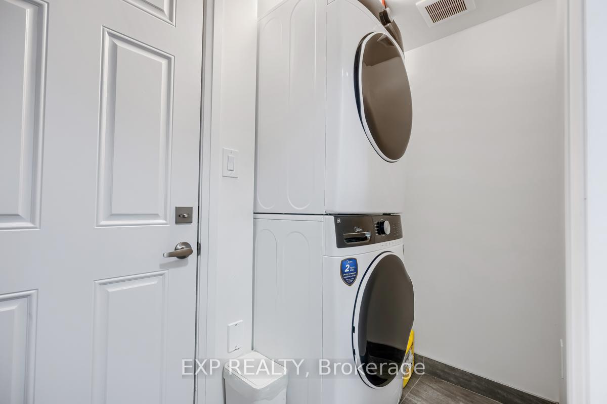 Photo 17 of 17 Granville Crescent, Haldimand — HOMEH