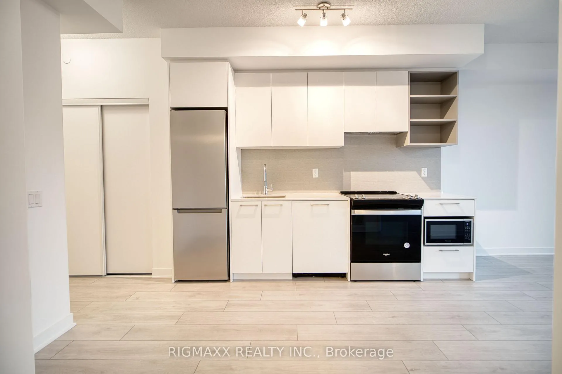 Photo 3 of Unit 2113, 260 Malta Avenue, Brampton, Fletcher's Creek South — HOMEH