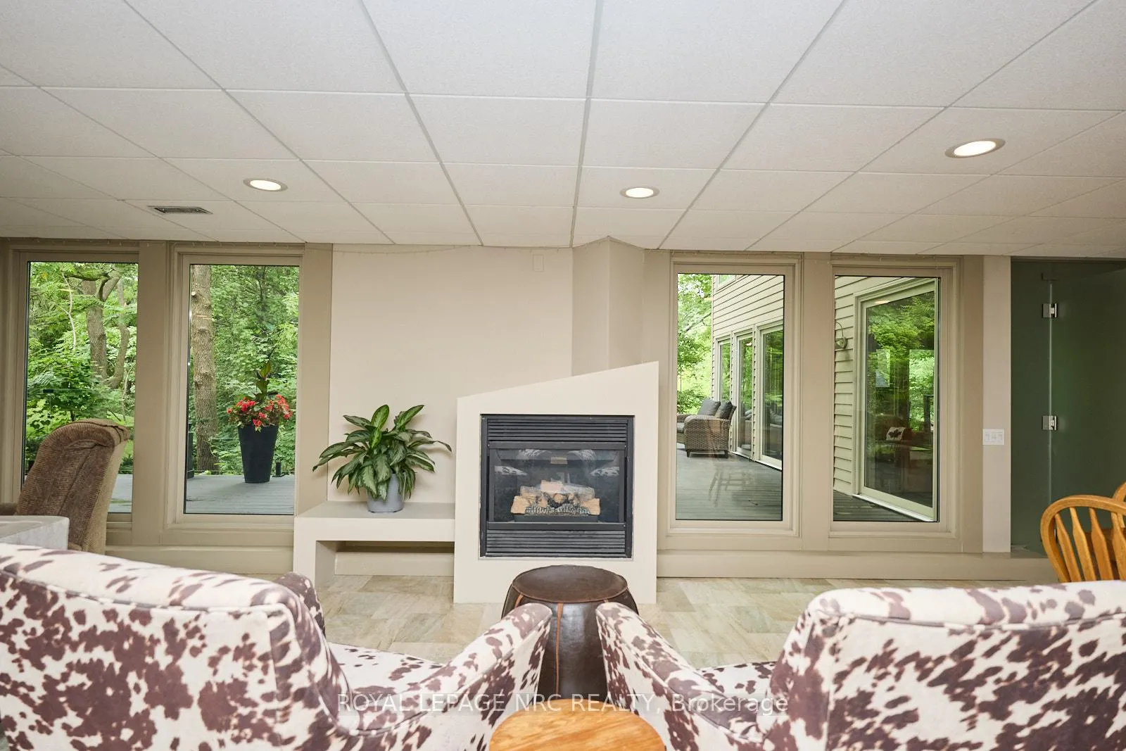 Photo 28 of 16 Nadine Crescent, St. Catharines, Grapeview — HOMEH