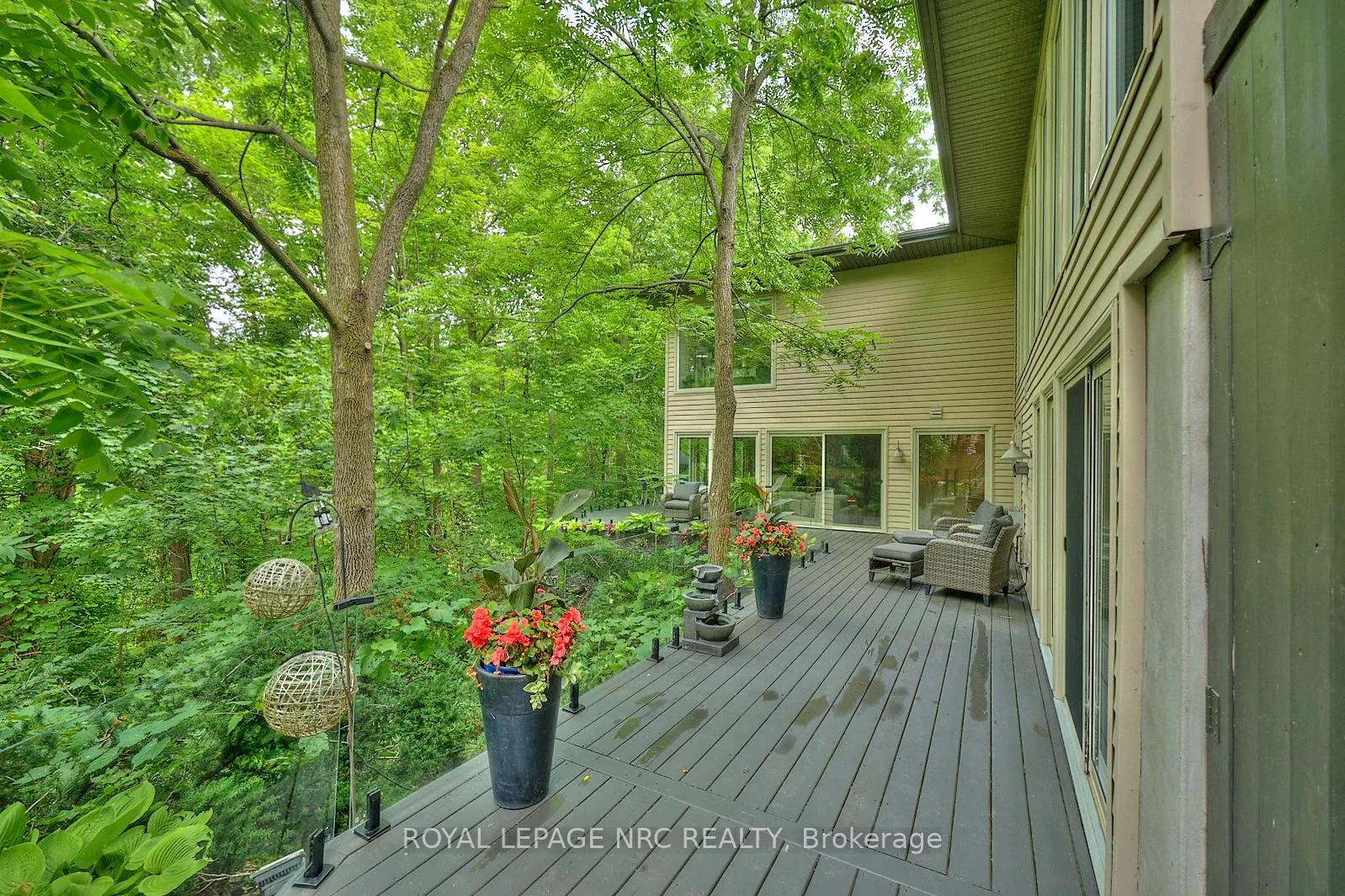 Photo 40 of 16 Nadine Crescent, St. Catharines, Grapeview — HOMEH